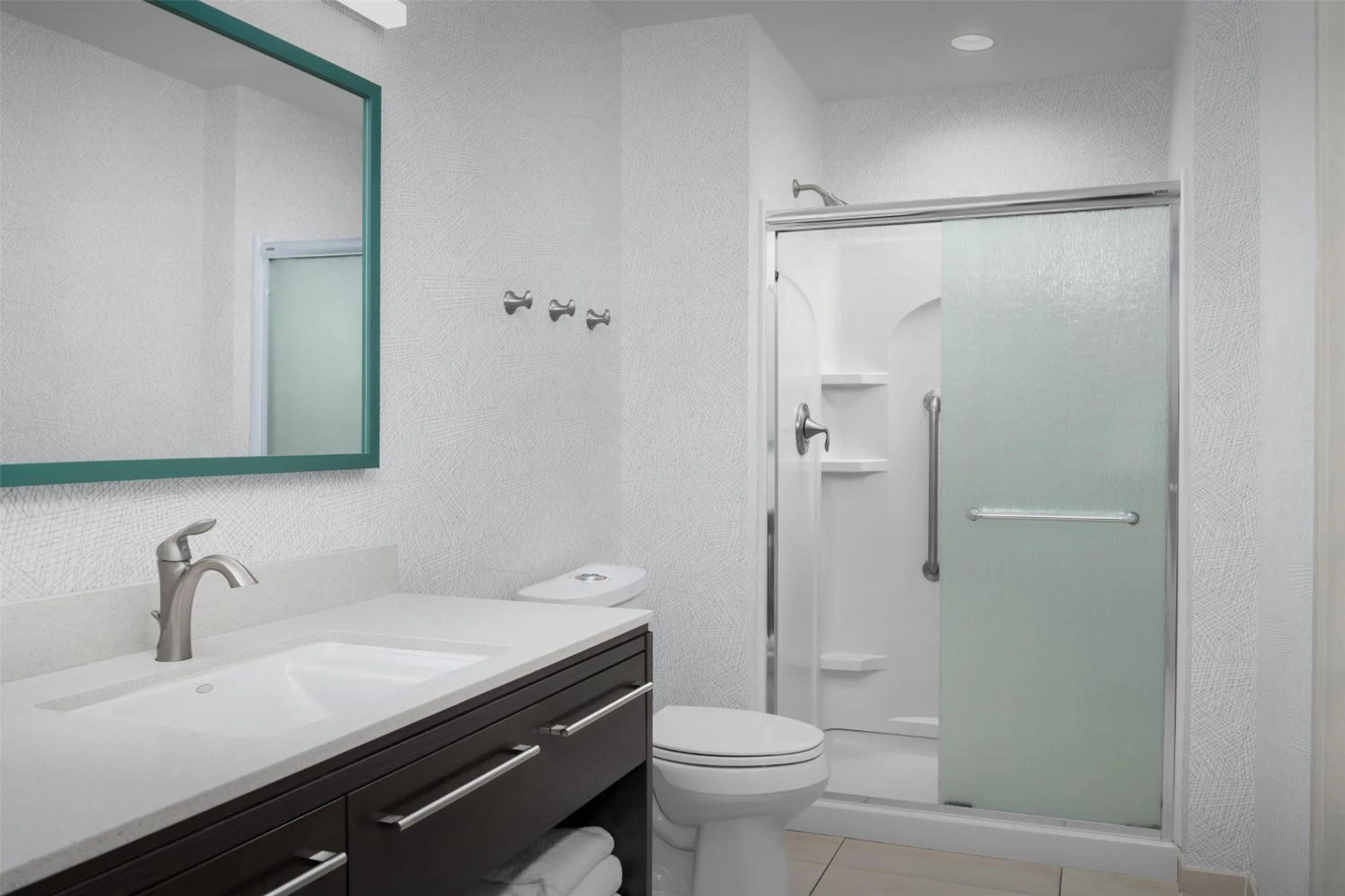 Bathroom in Home2 Suites Nashville Airport