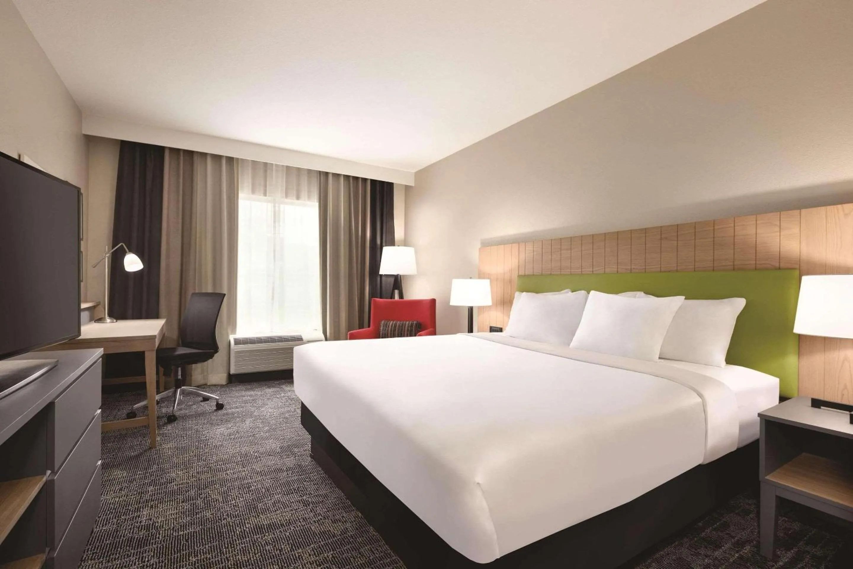 Bedroom, Bed in Country Inn & Suites by Radisson, Macon West, GA