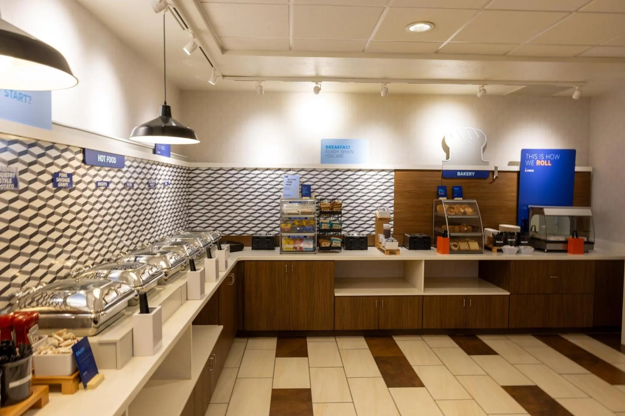 Breakfast in Holiday Inn Express Salt Lake City Downtown by IHG