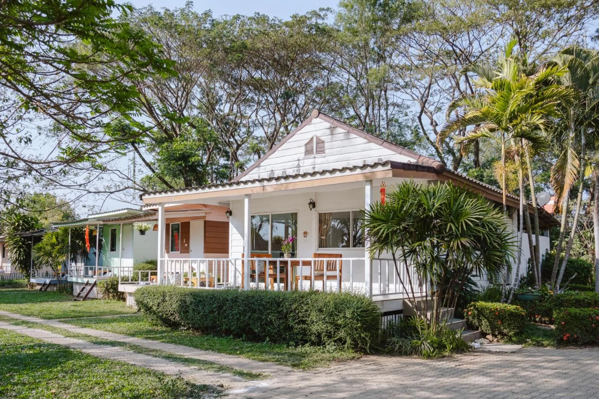 Baan Pai Riverside Resort