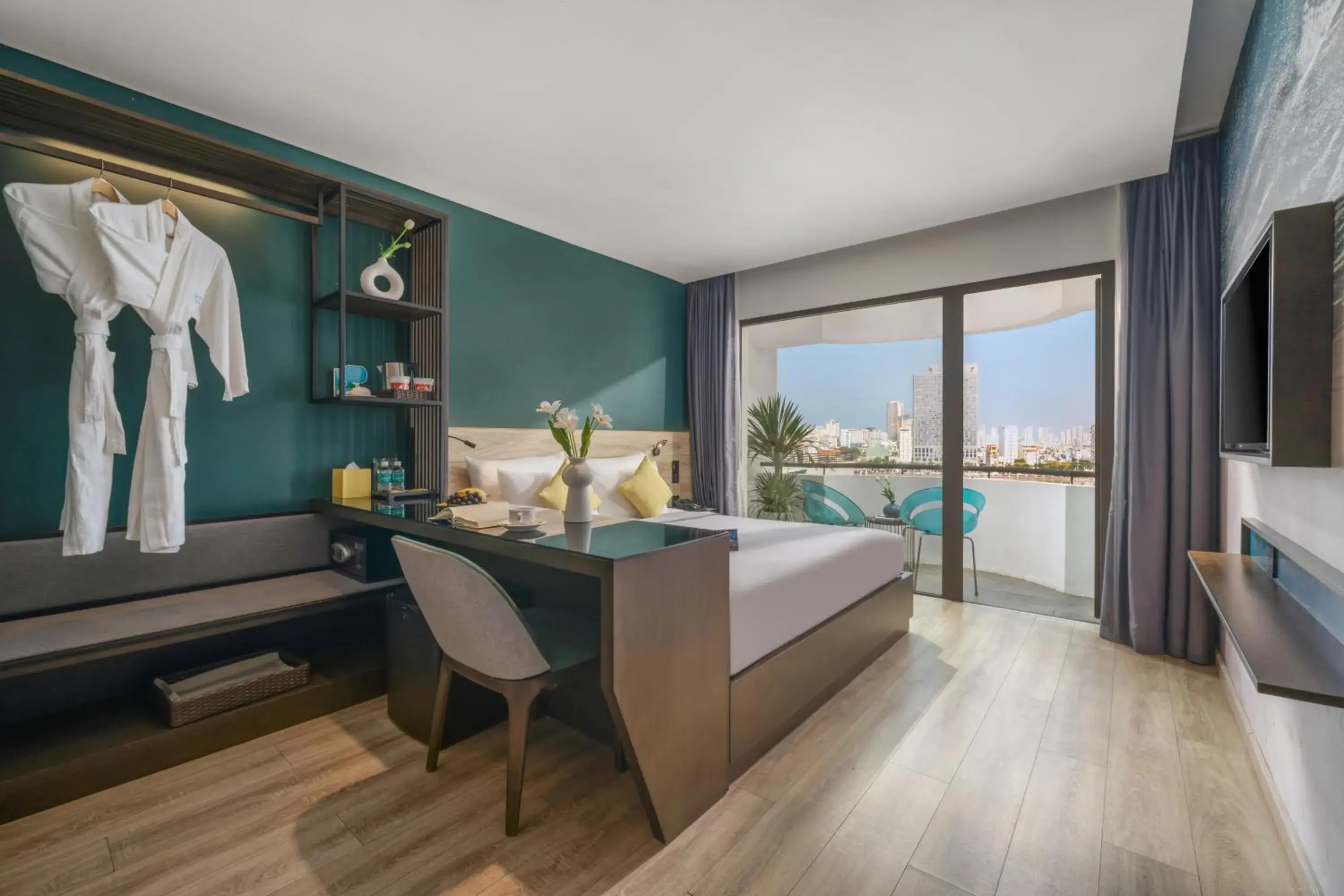 Superior Double Room in Satya Da Nang Hotel Han Market Superior Double Room in Satya Da Nang Hotel Han Market