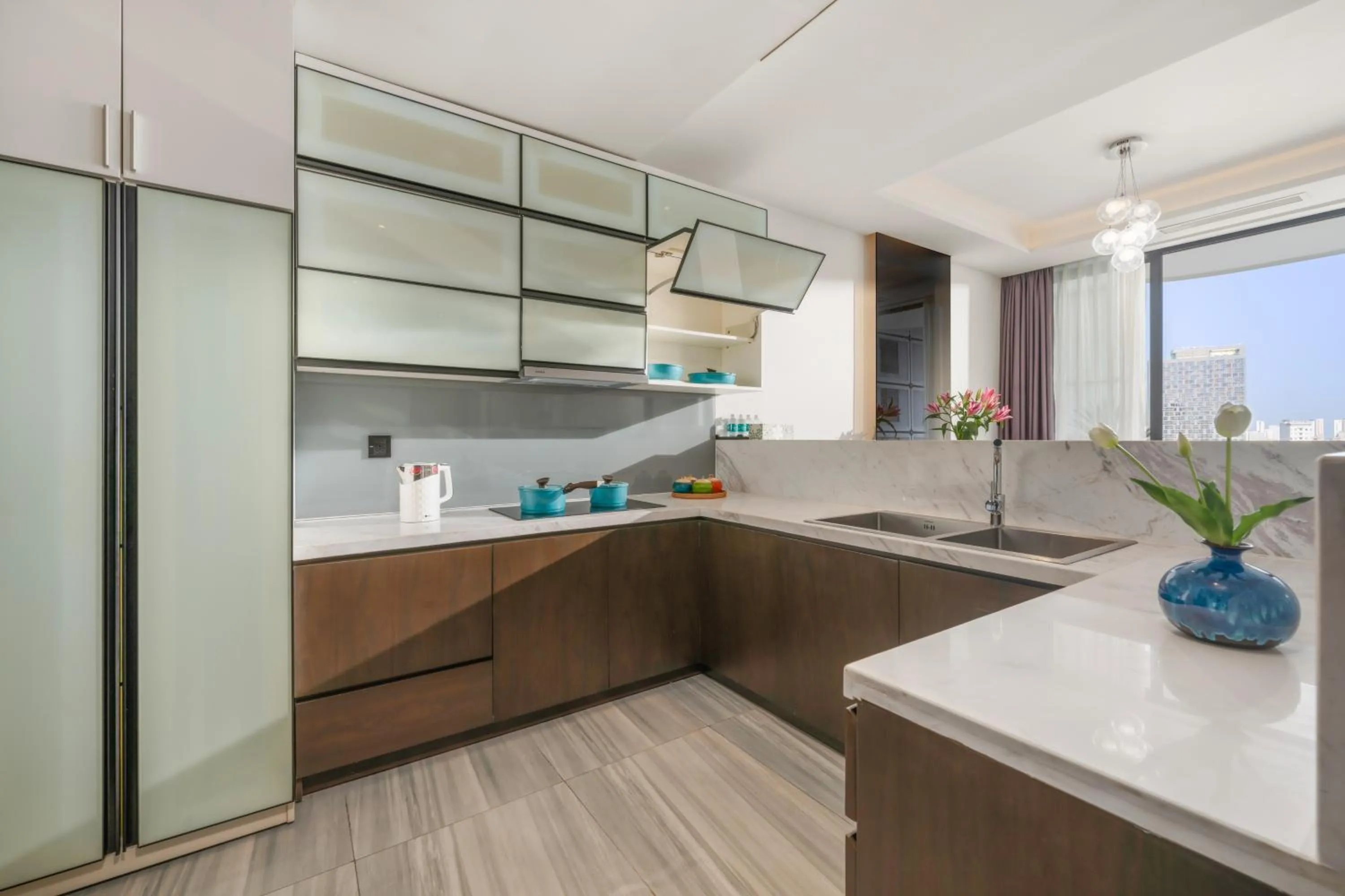 Kitchen or kitchenette in Satya Da Nang Hotel Han Market