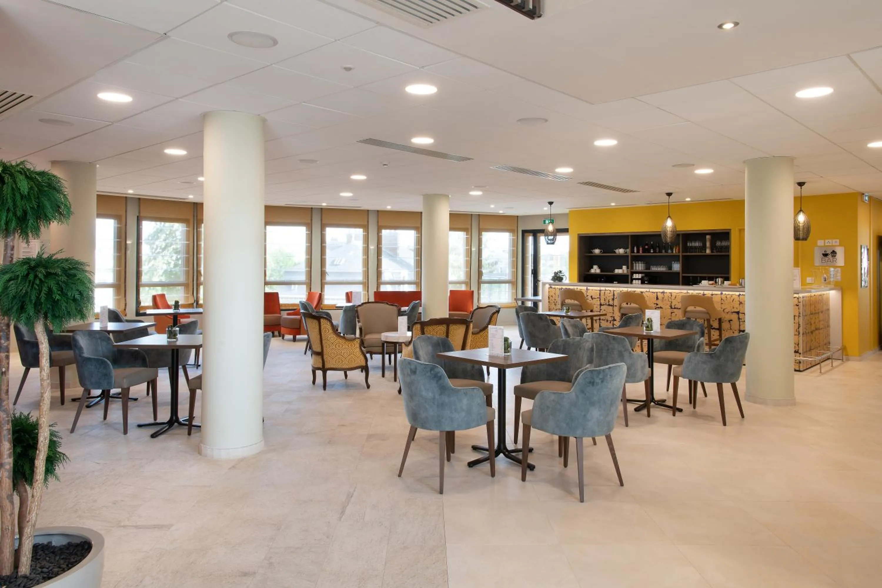 Lounge or bar, Restaurant/Places to Eat in DOMITYS La Courtine