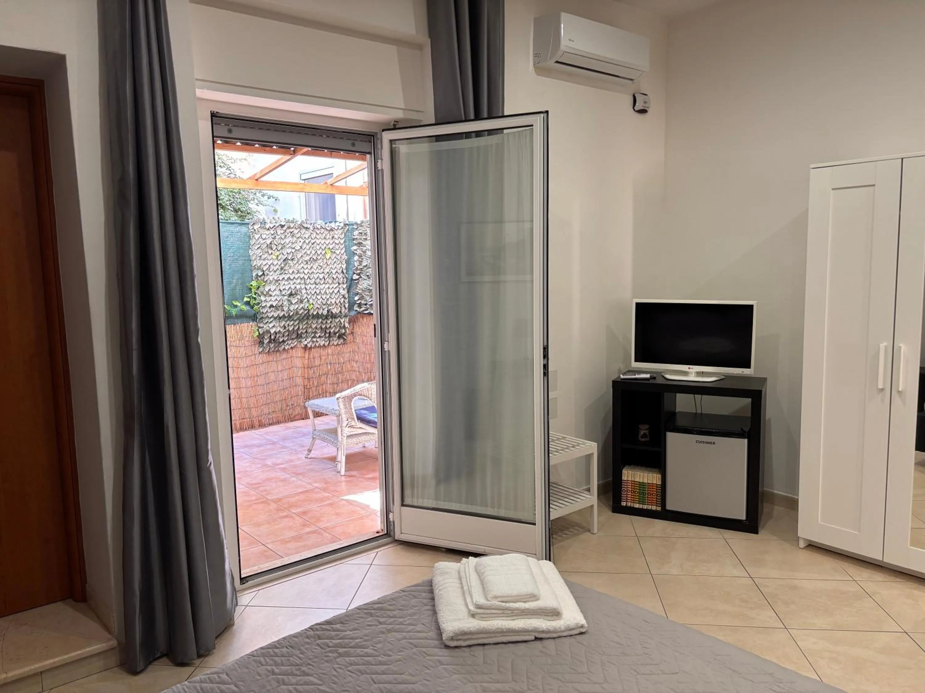 Garden view in BENVENUTI AL SUD