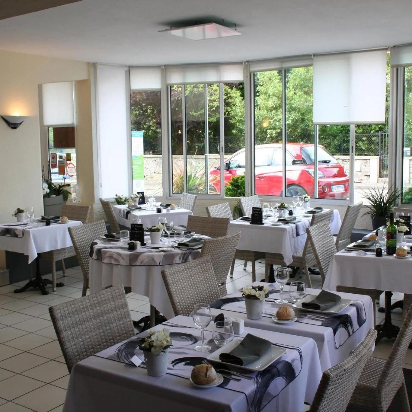 Restaurant/places to eat in LES TERRASSES DE BORDA***