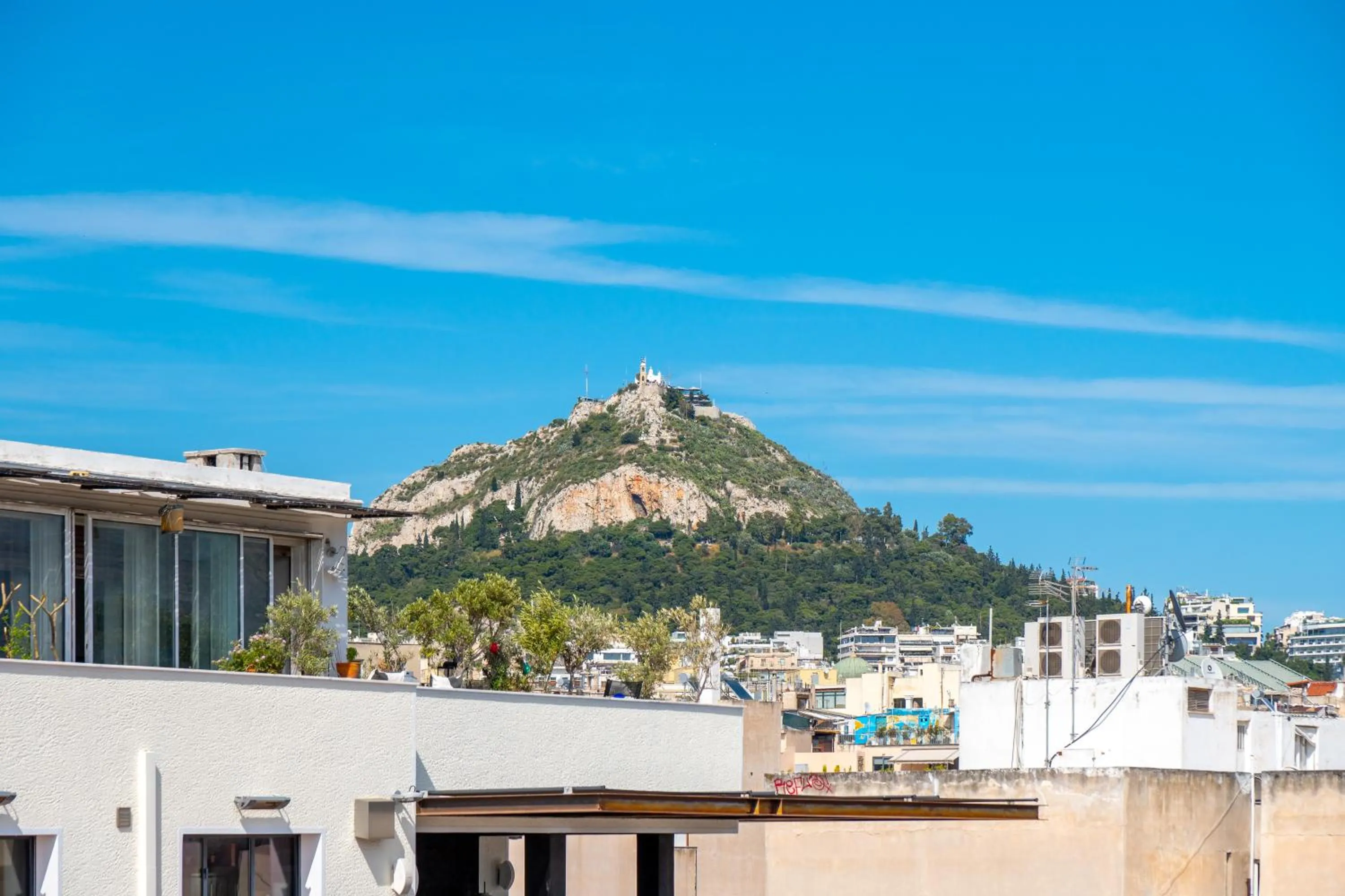 Mythos Luxury Suites