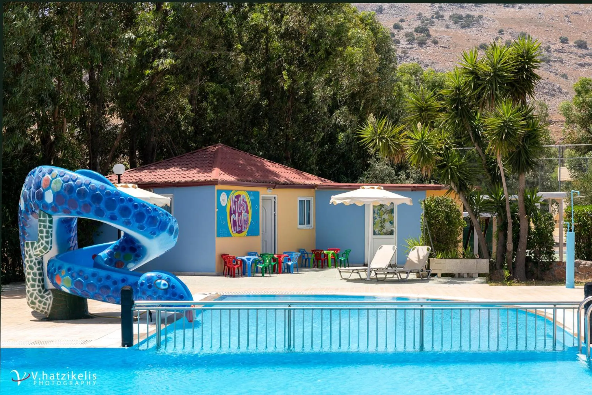 Swimming pool in Olive Garden Hotel