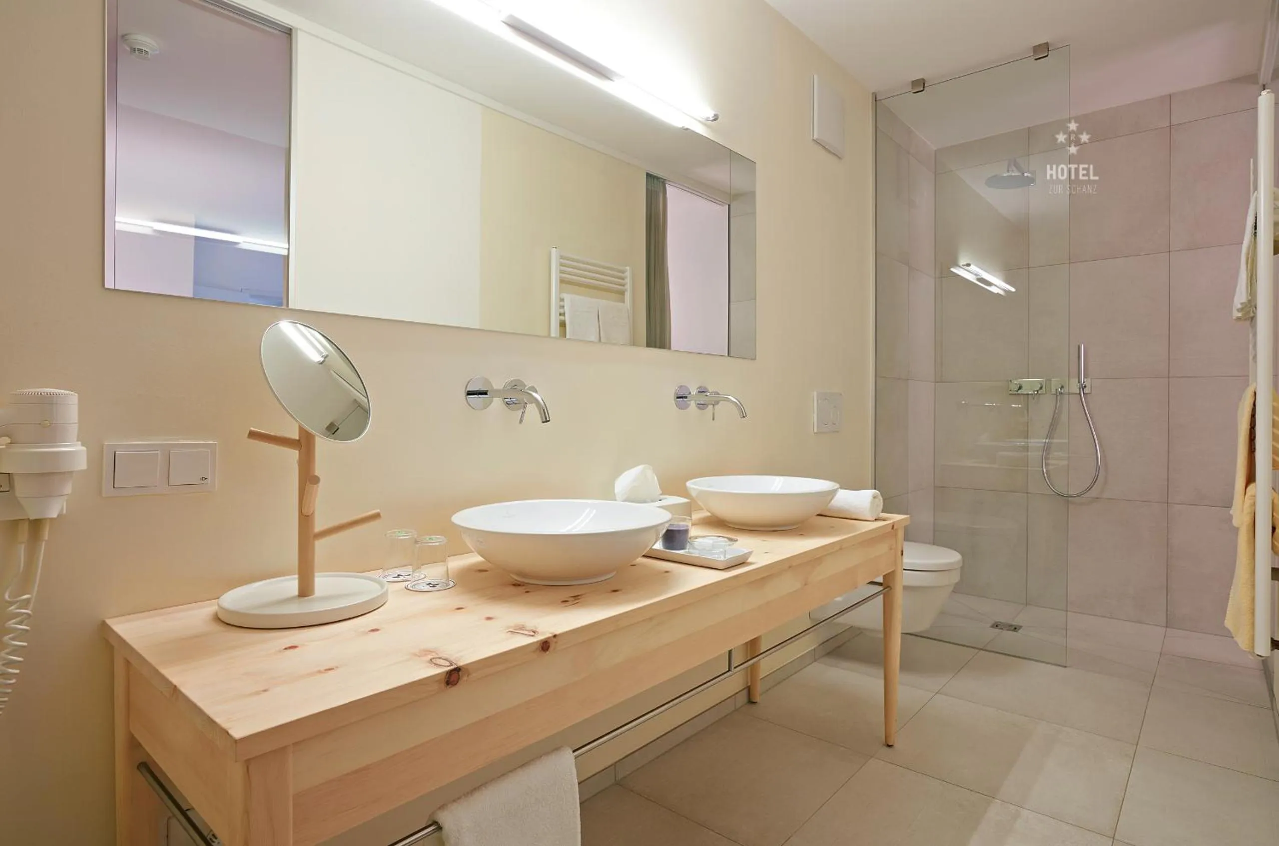 Bathroom in Hotel B&B "Zur Schanz"