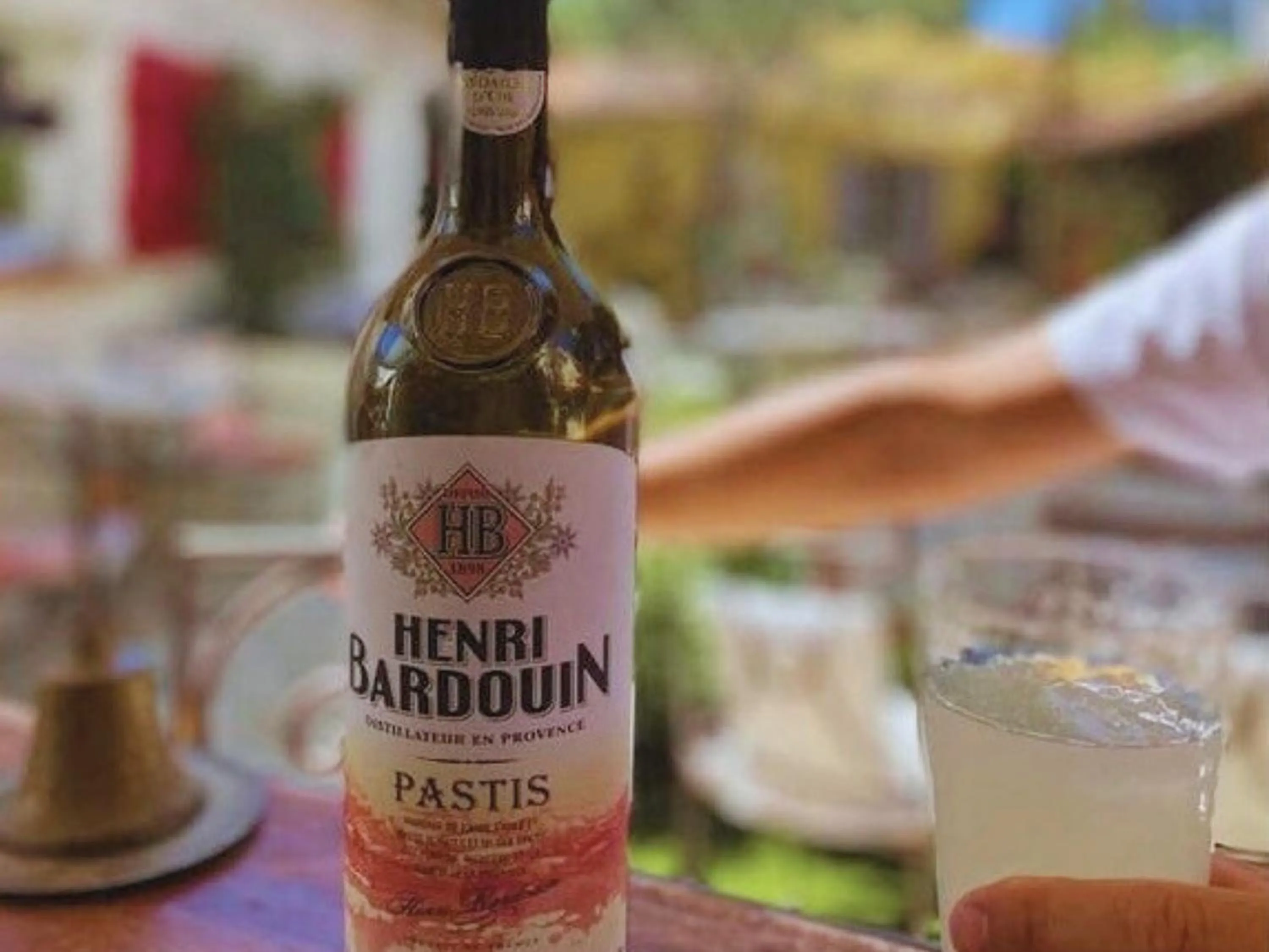 Lounge or bar in La Jabotte