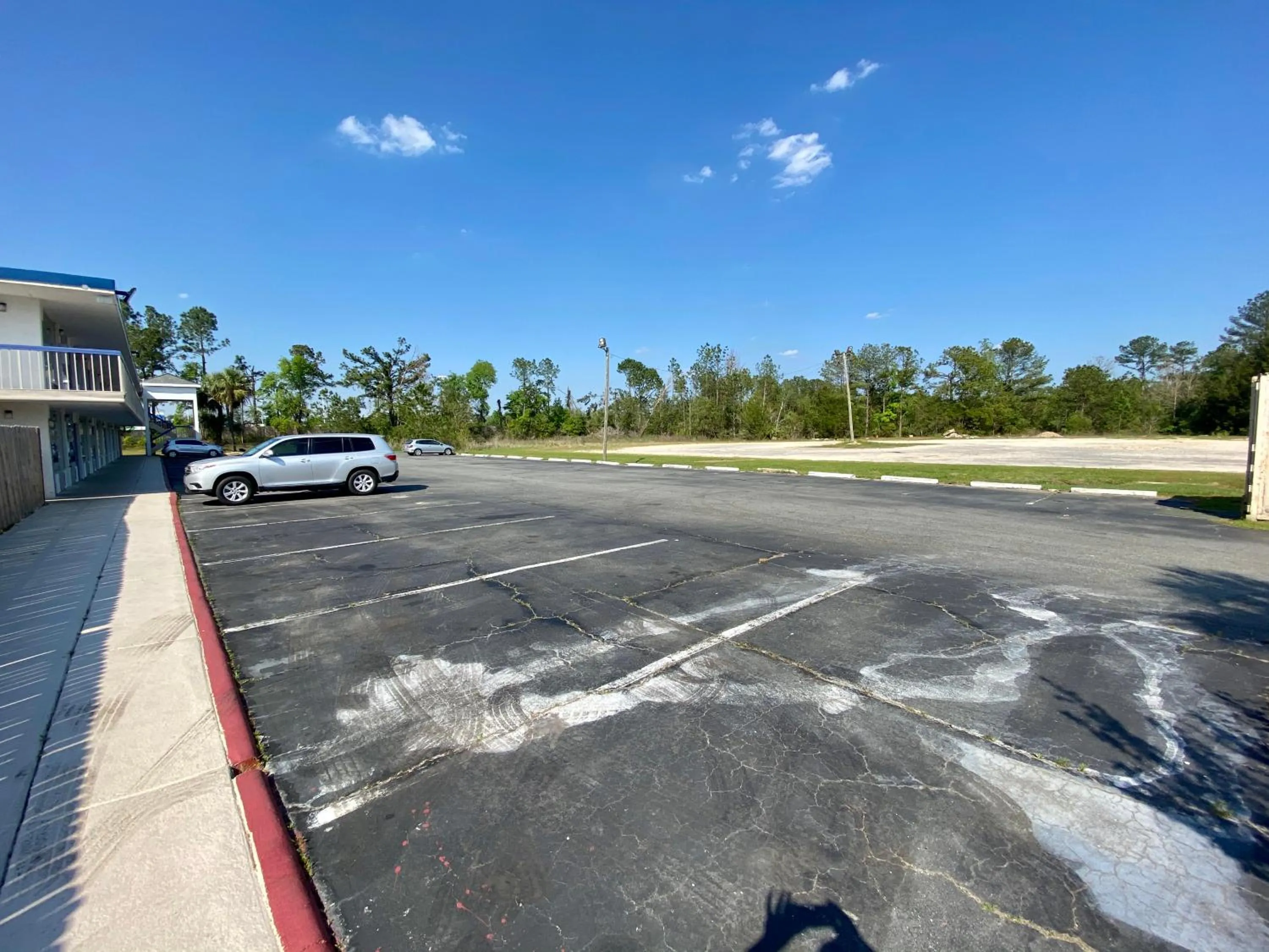 Motel 6 Marianna, FL