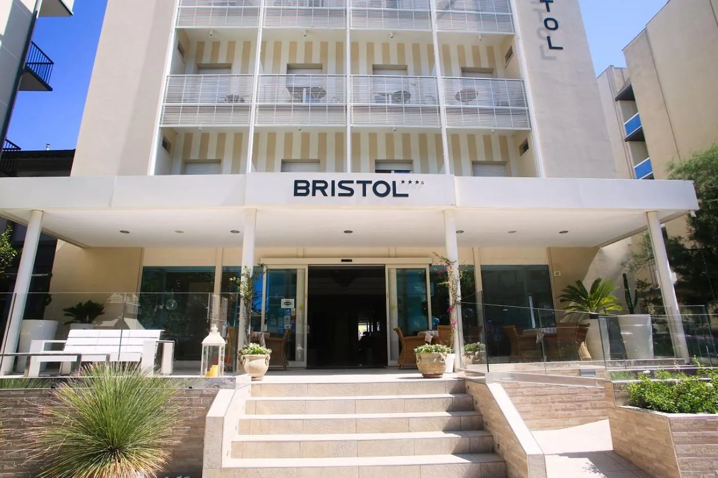 Hotel Bristol