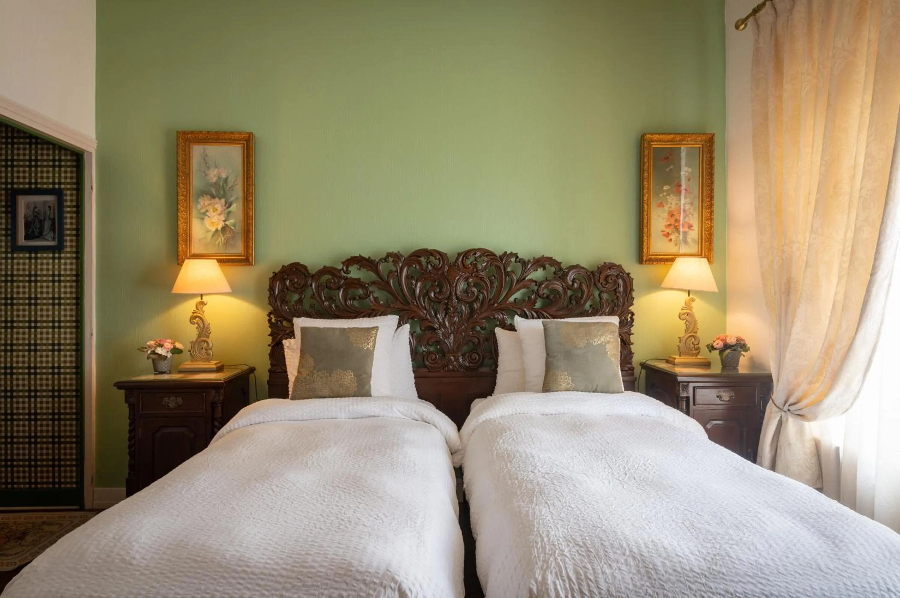 Bed in Maison d'hôtes de charme La Rose de Ducey près du Mont Saint Michel