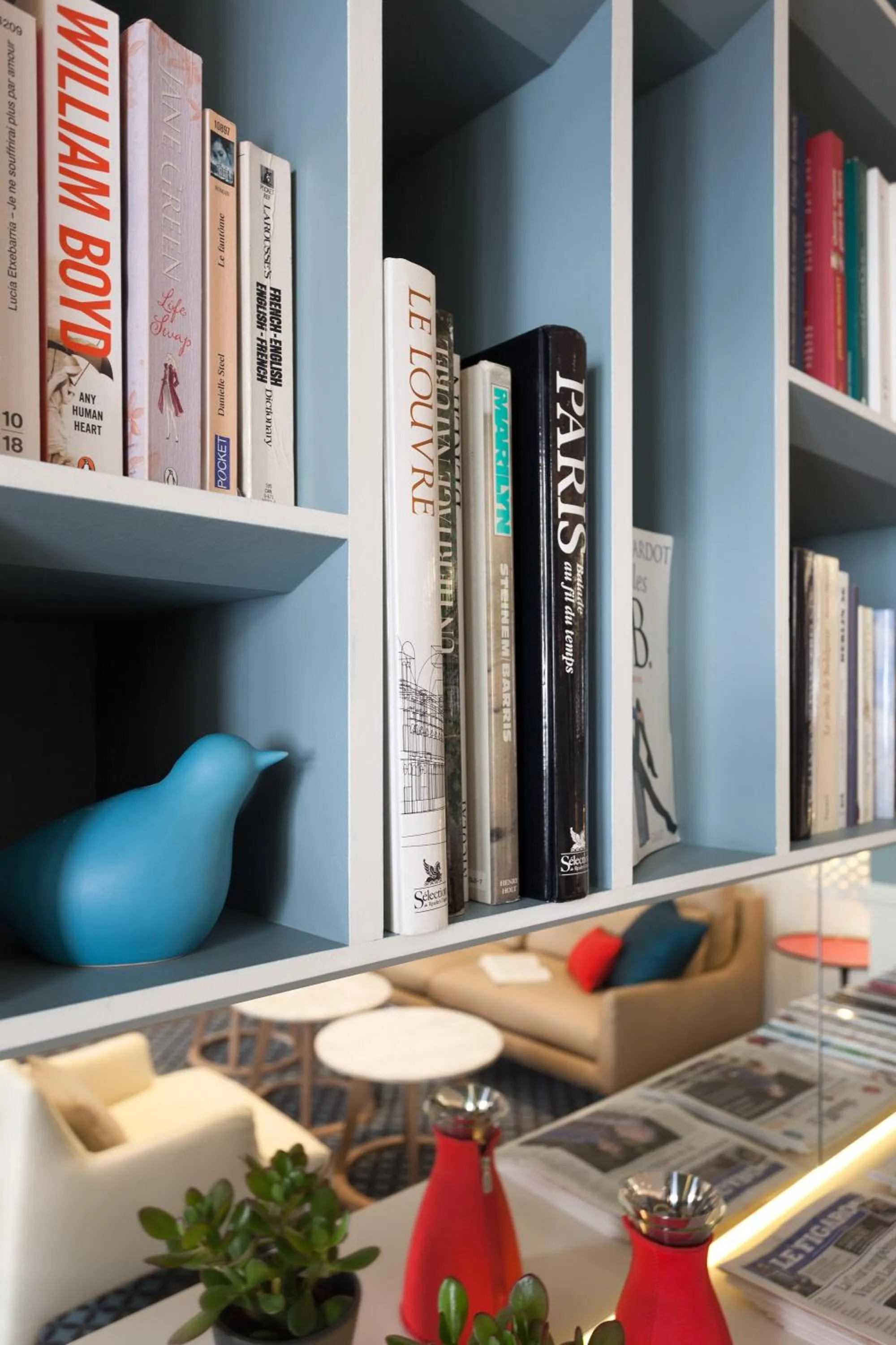 Decorative detail in Hôtel des 3 Poussins