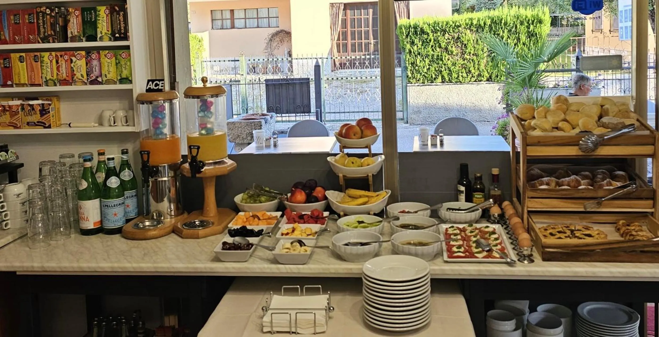 Breakfast in Alessio Camere