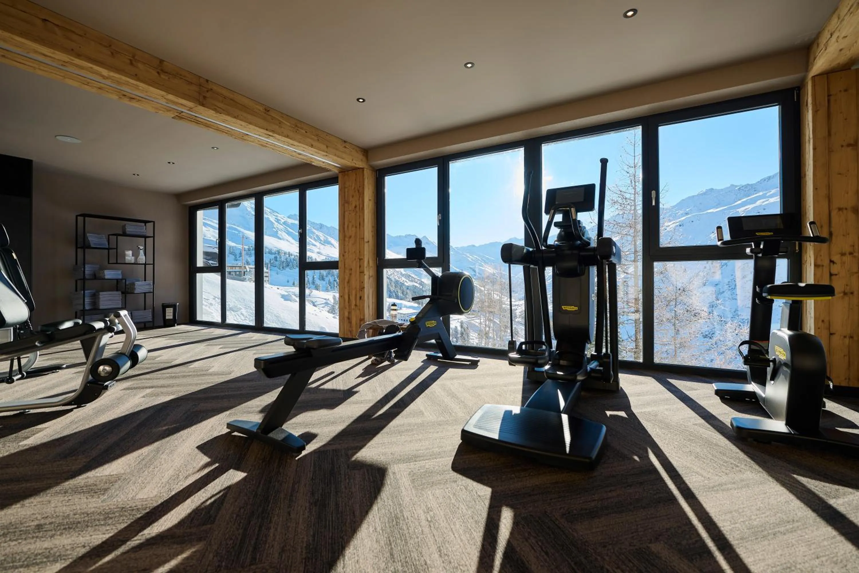 Swimming pool in Alpenhotel Laurin