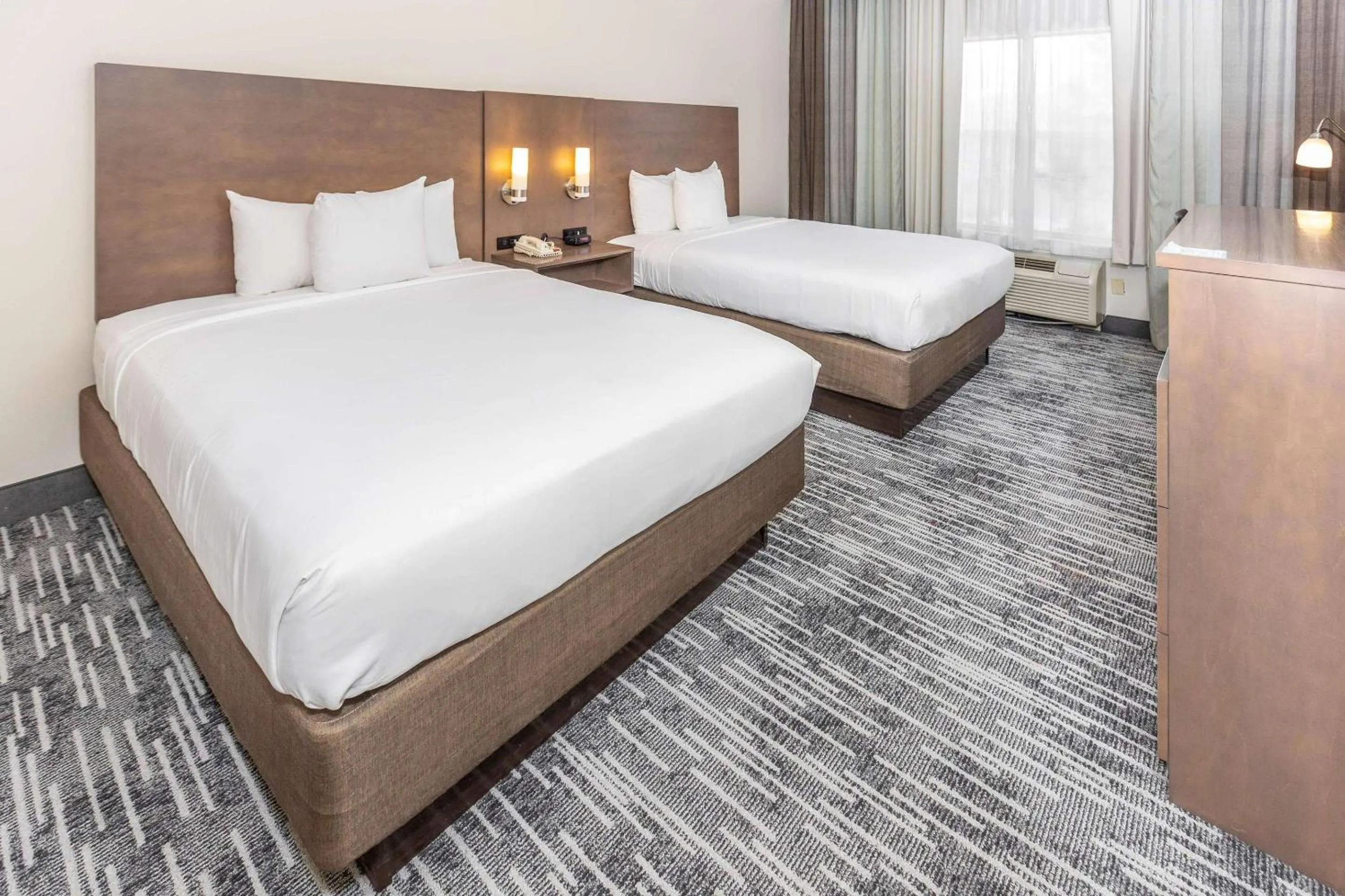 Bedroom, Bed in Country Inn & Suites by Radisson, Smyrna - Atlanta Northwest