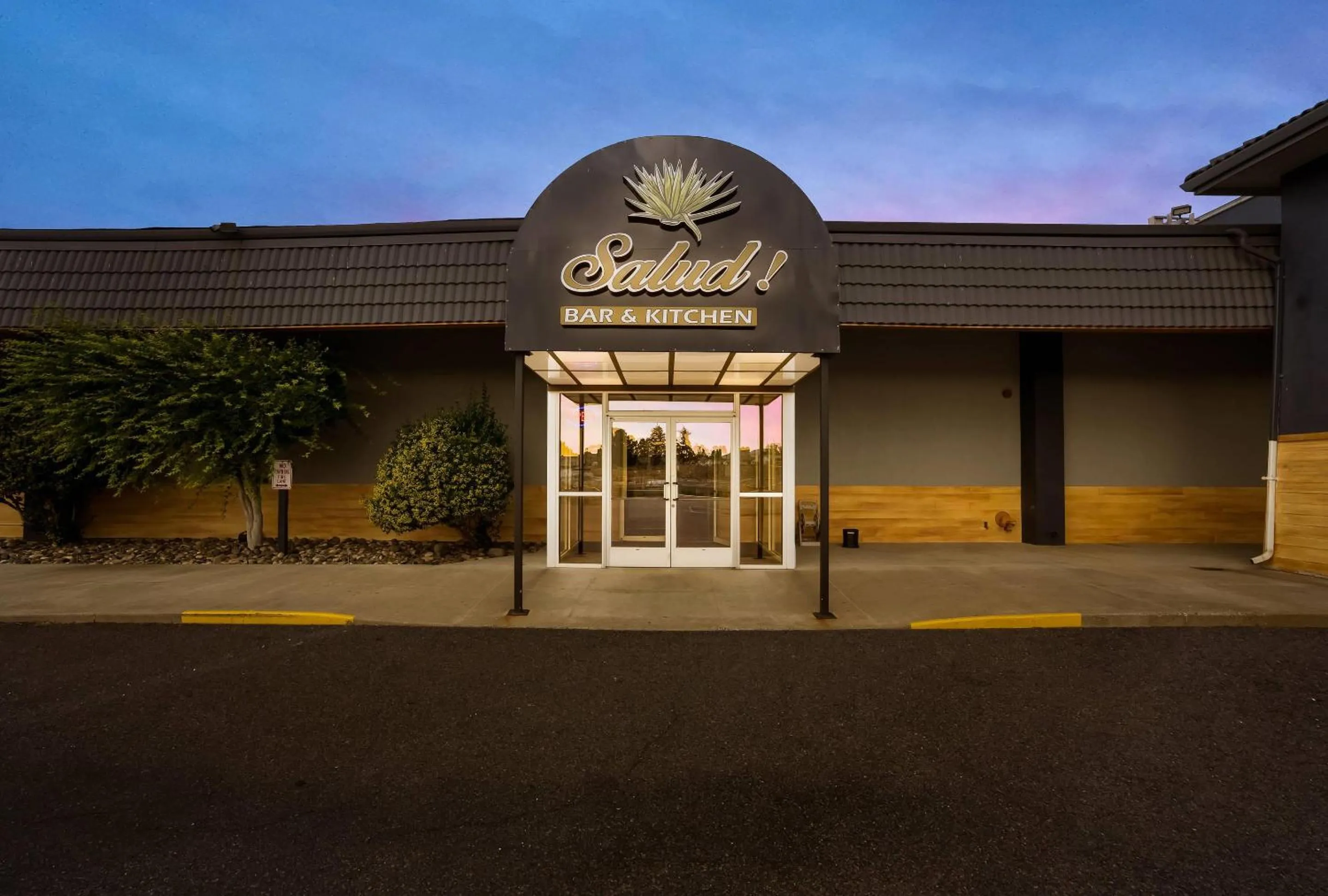 Property building in Richland Riverfront Hotel, an Ascend Collection Hotel