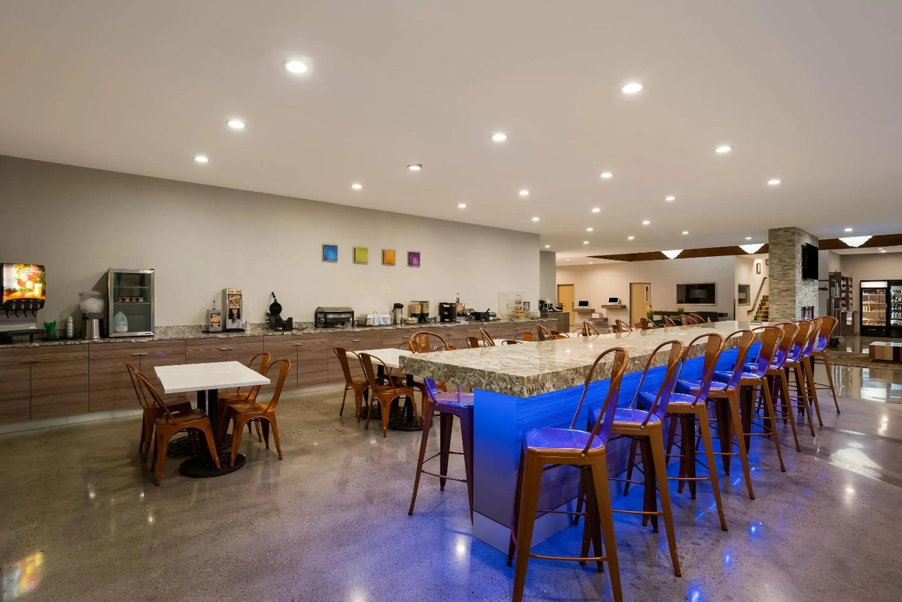 Breakfast in Richland Riverfront Hotel, an Ascend Collection Hotel