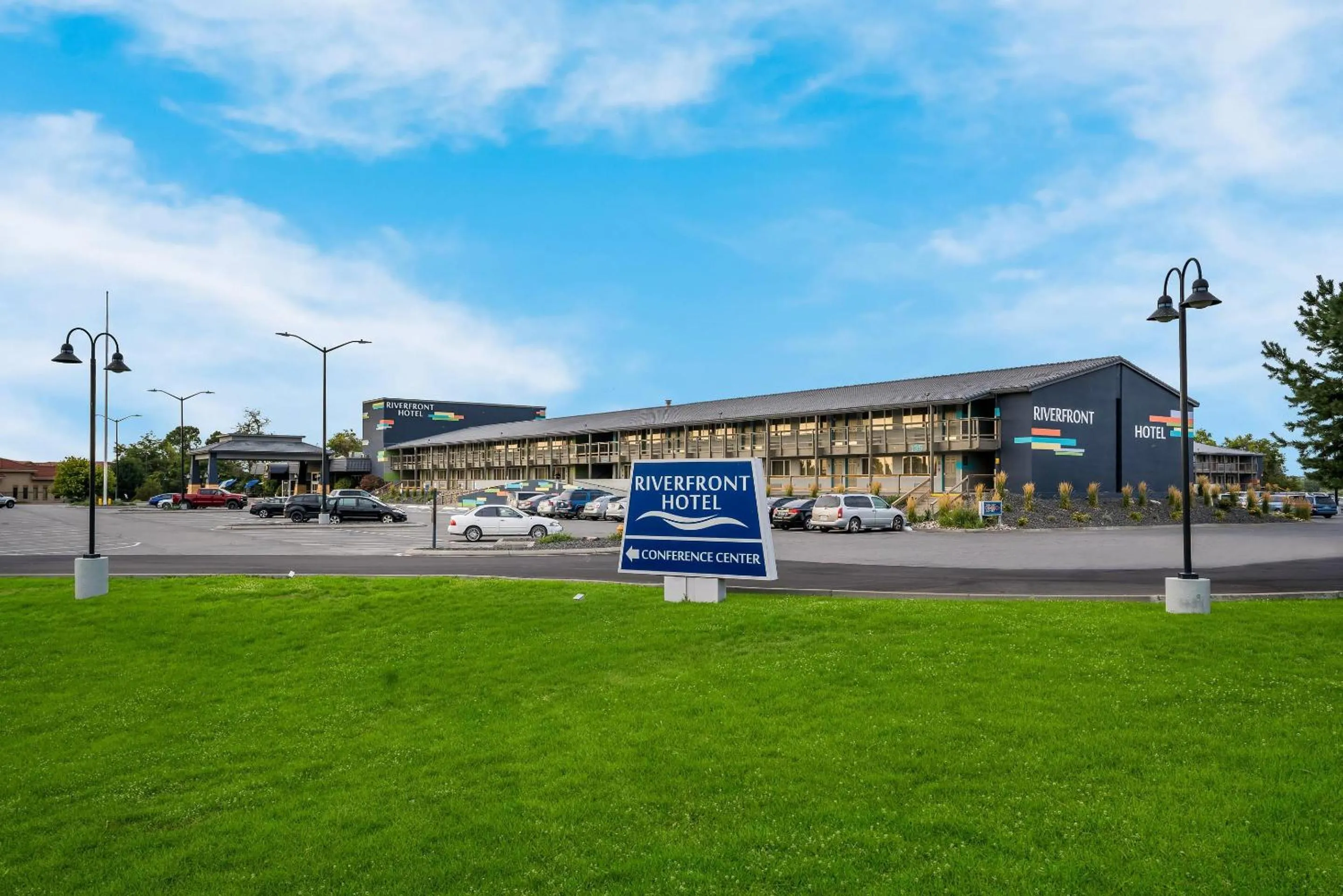 Property building in Richland Riverfront Hotel, an Ascend Collection Hotel