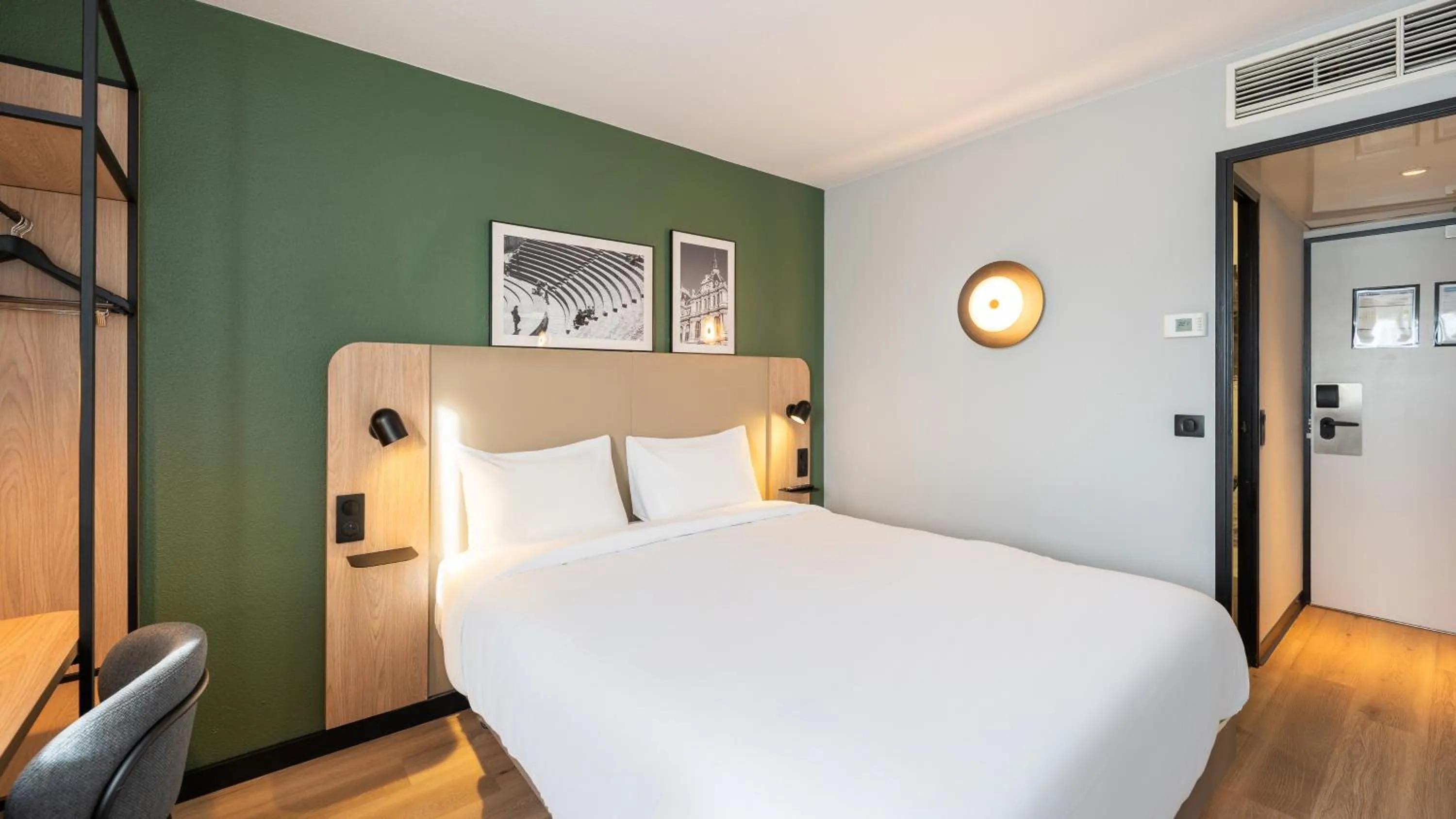 Bed in Campanile PRIME - Lyon Ouest Tassin