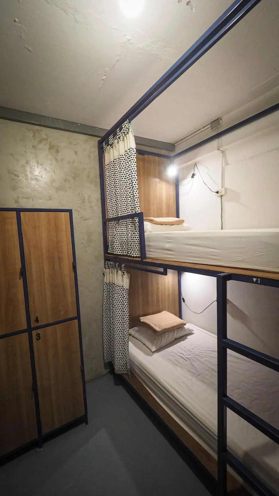 I-Sleep Silom Hostel