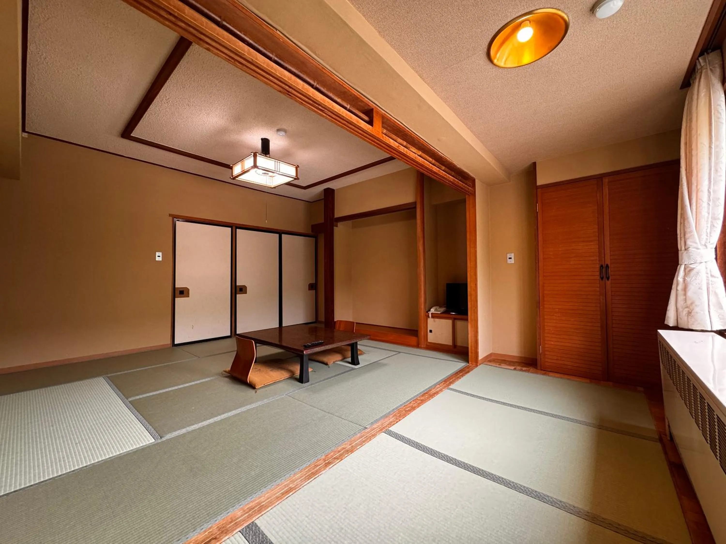 Photo of the whole room in Kidoike Onsen Hotel