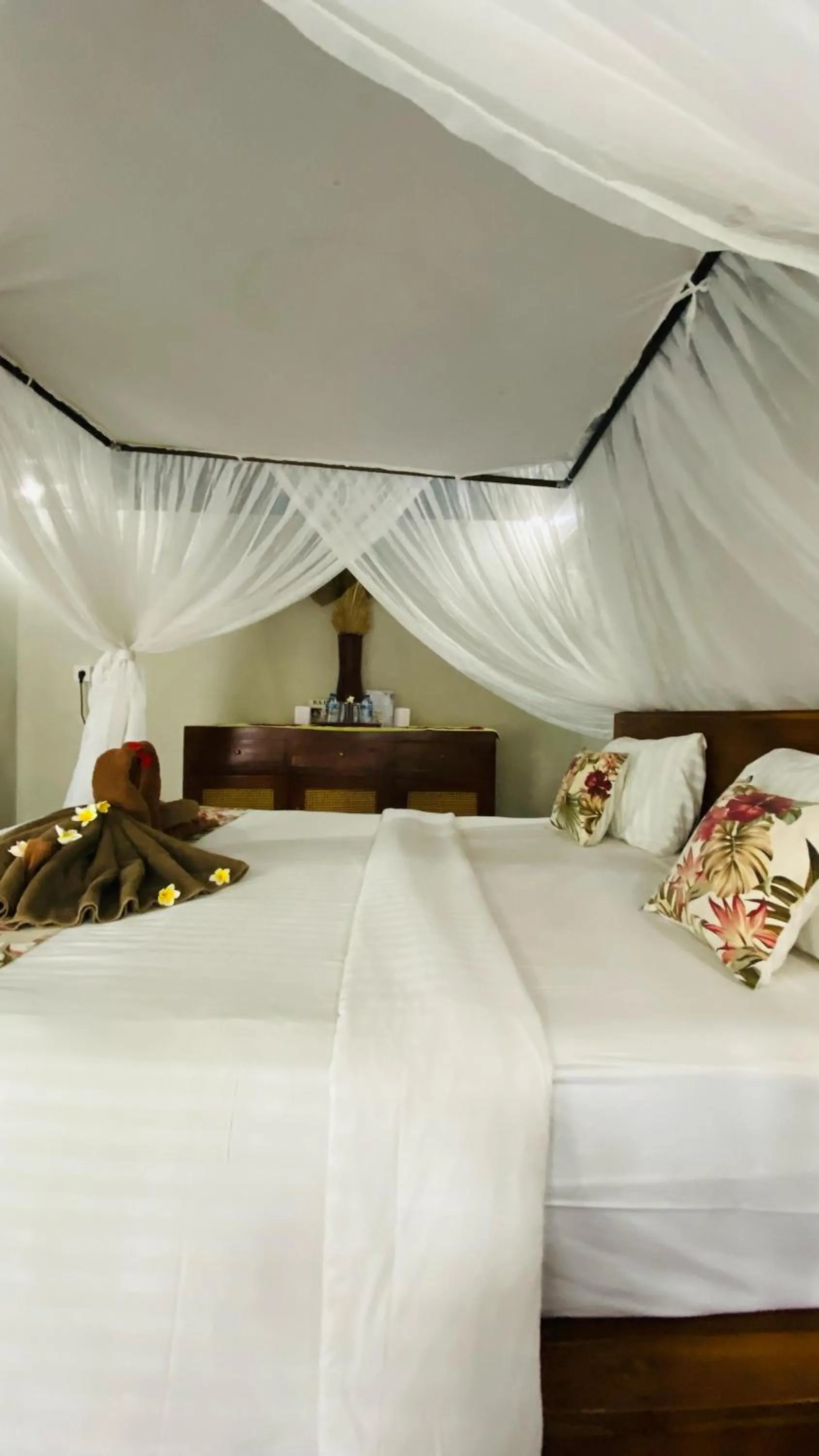 Bed in Balangan Sea View Bungalow