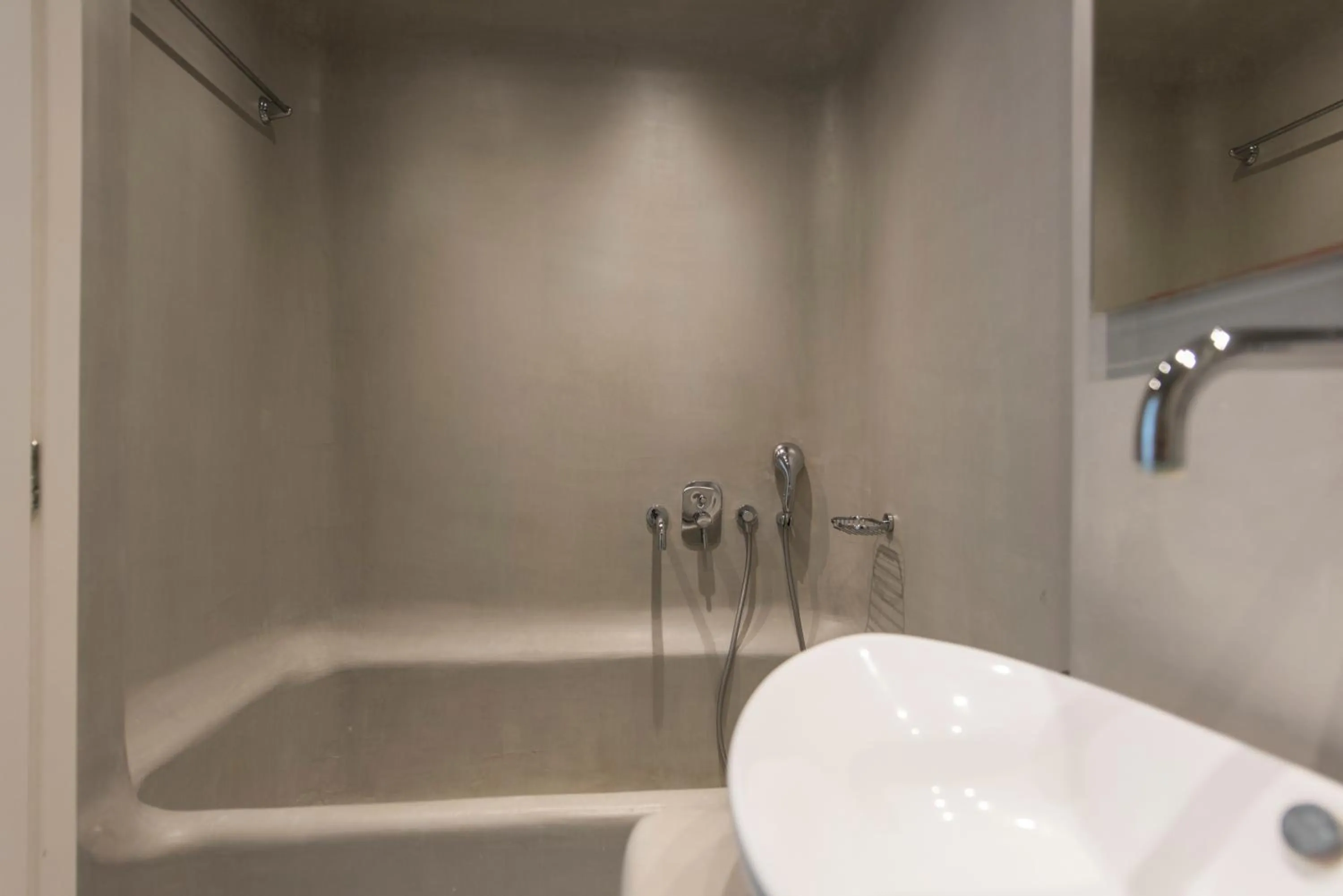 Bathroom in Blue Waves Suites & Apartments