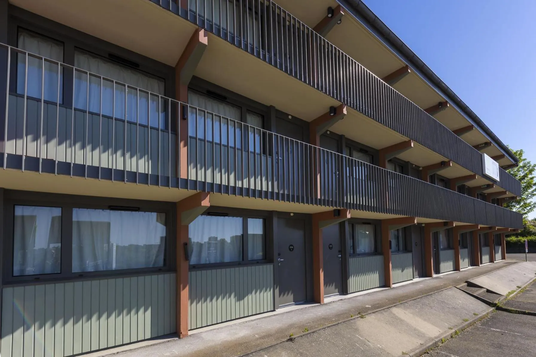 Property building in Campanile Le Mans Est