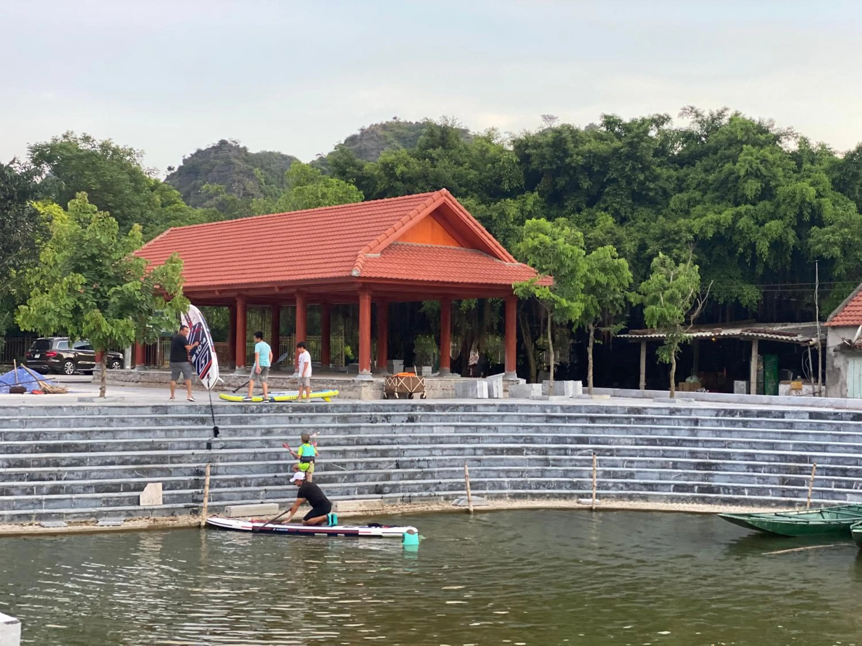 Tam Coc La Montagne Resort & Spa Ninh Binh