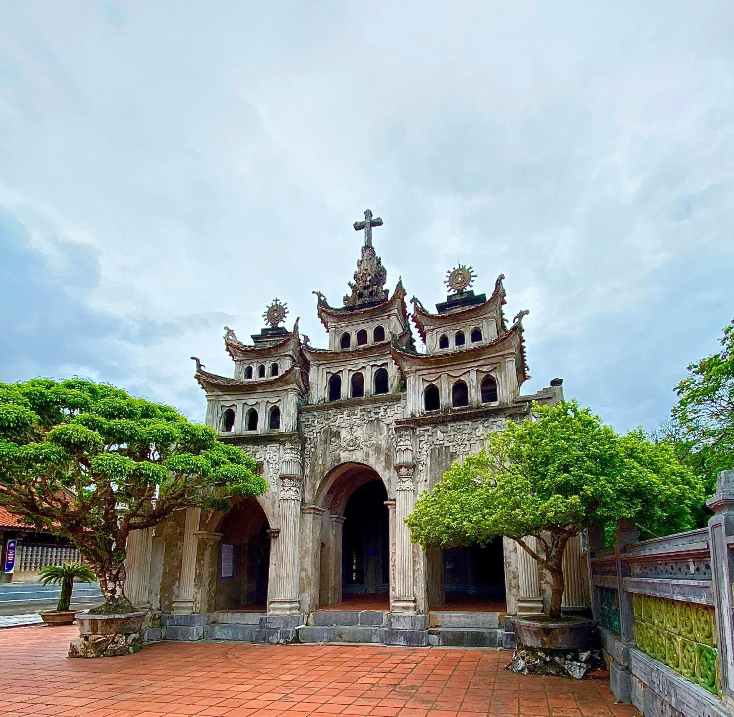 Tam Coc La Montagne Resort & Spa Ninh Binh