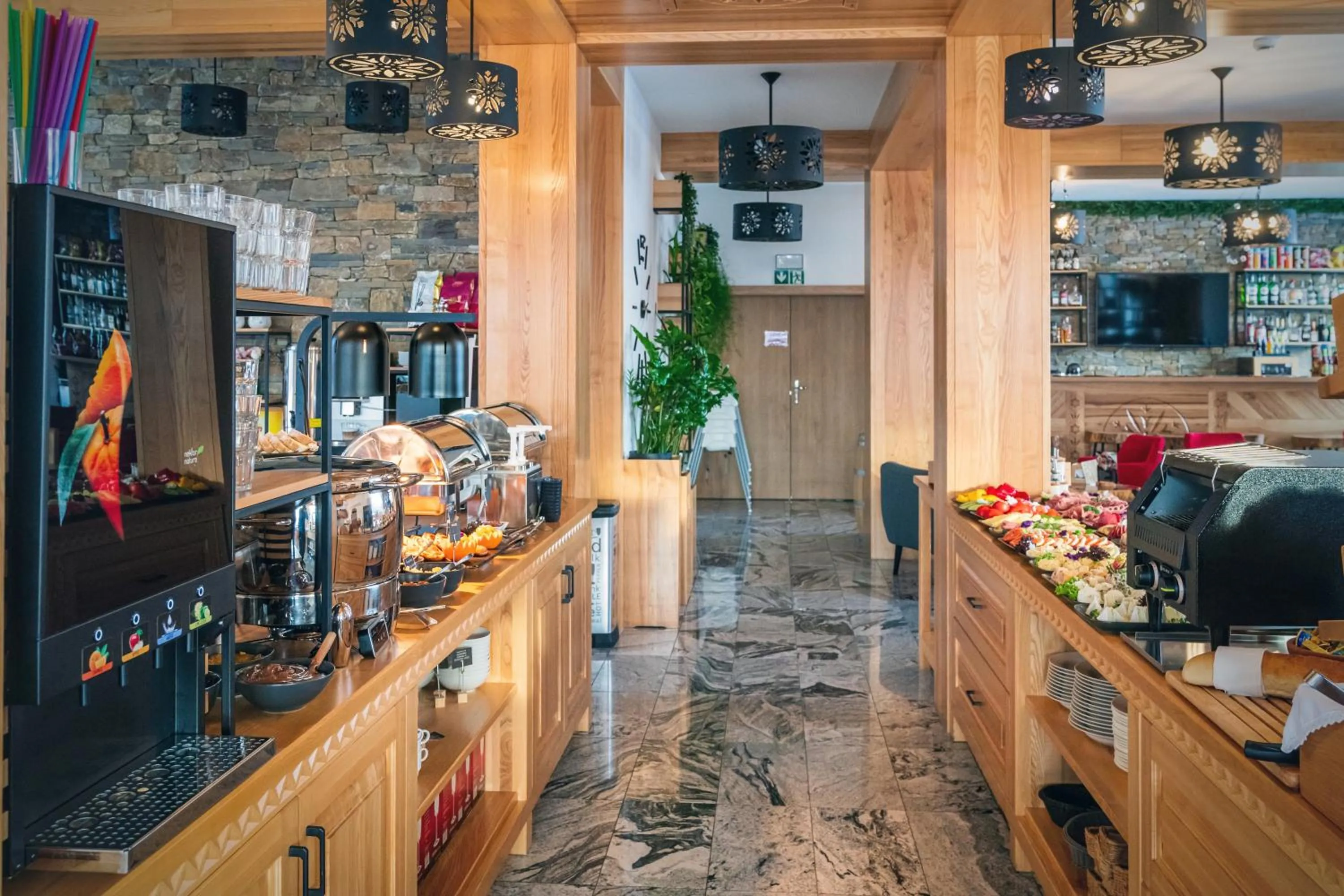 Restaurant/places to eat in Malinowy Potok