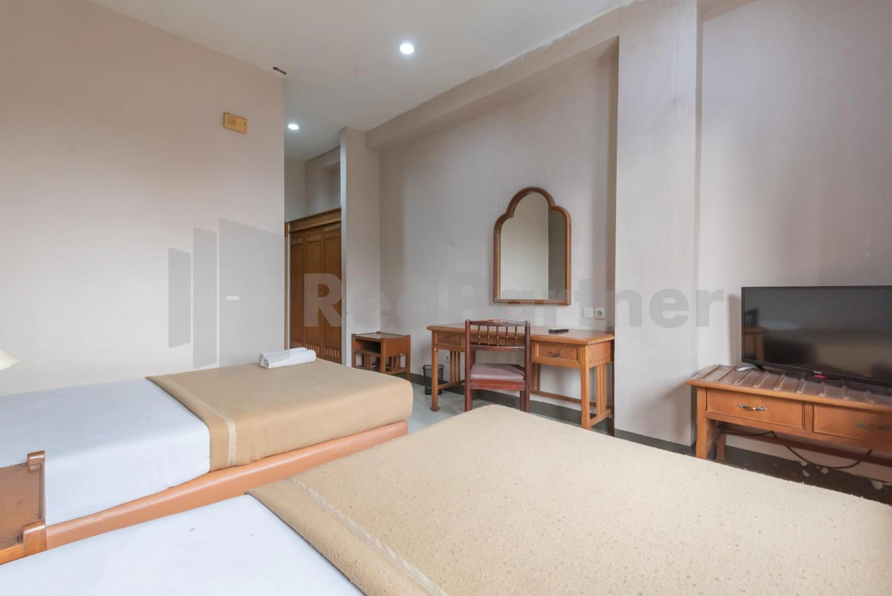 Bedroom, Bed in Hotel Wisma Dago ITB