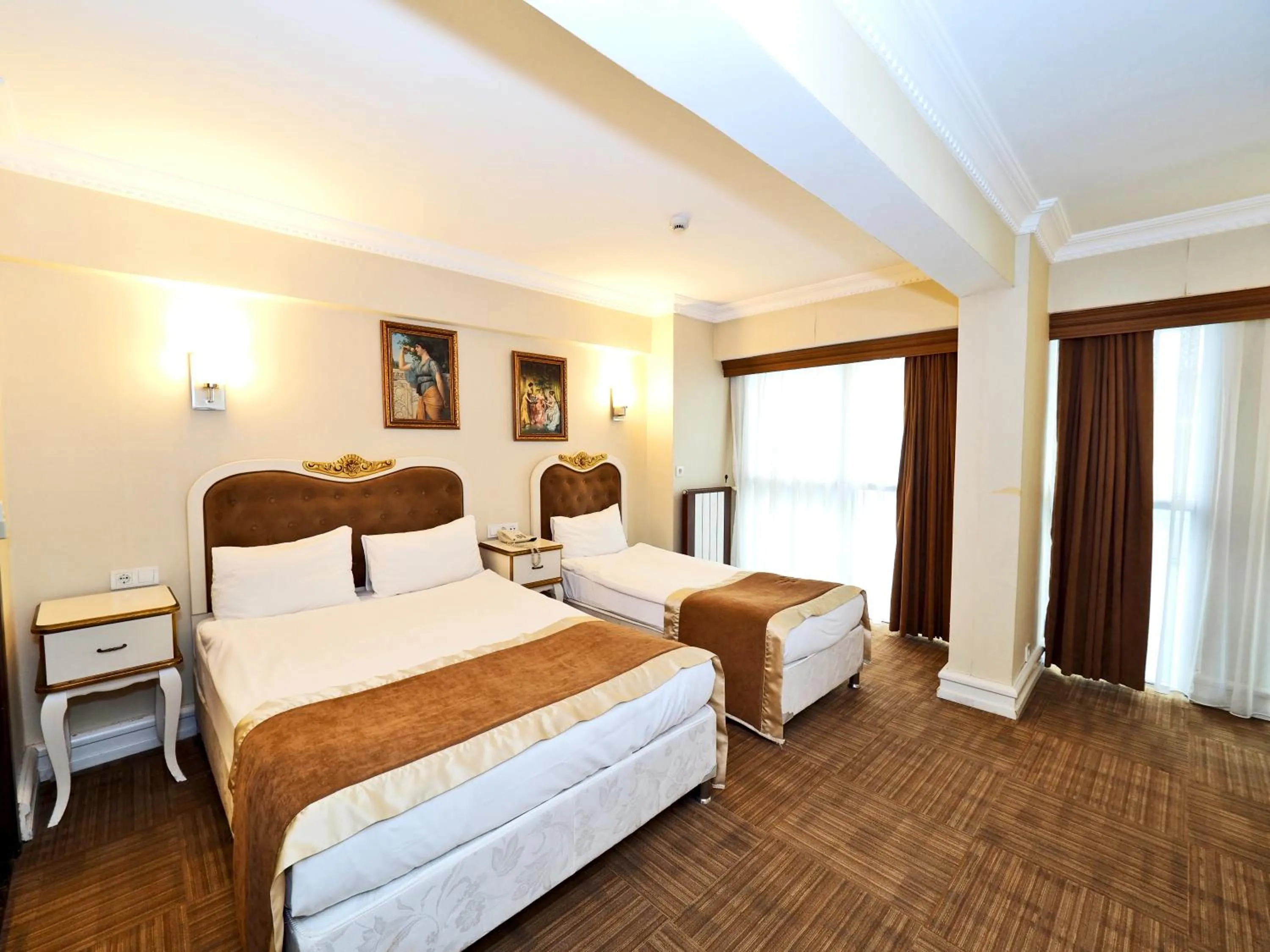 Bedroom, Bed in Elysion Hotel