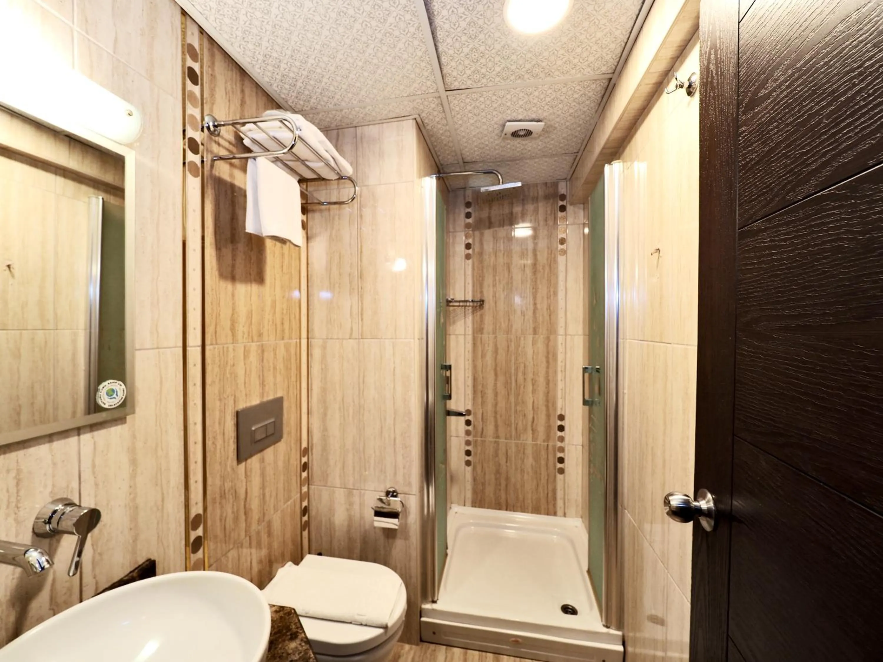 Shower in Elysion Hotel