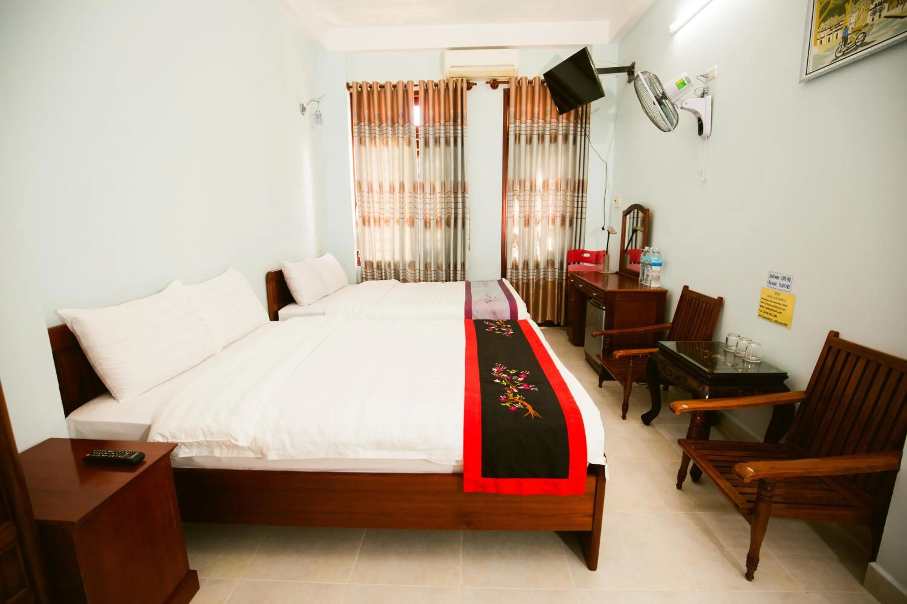 Photo of the whole room, Bed in Binh An hotel