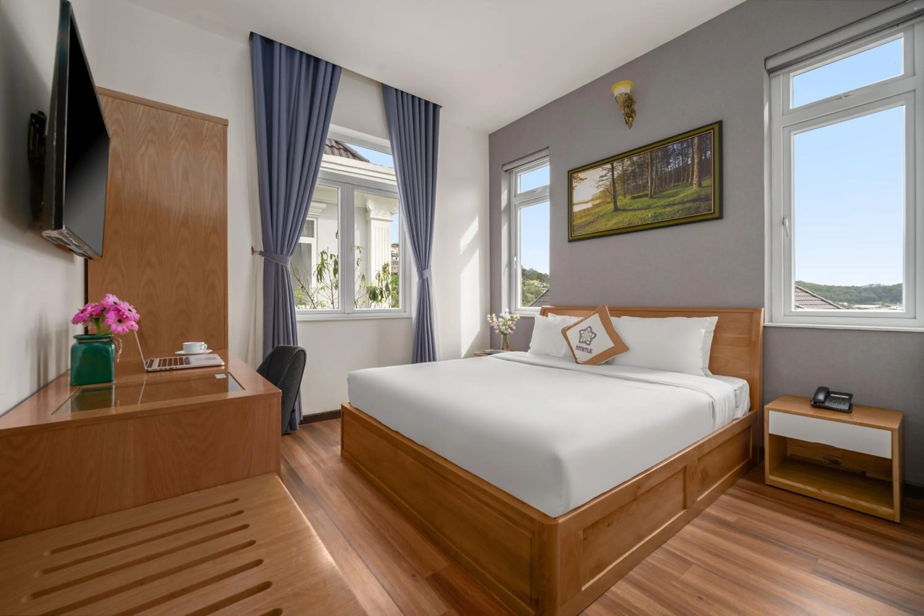 Photo of the whole room, Bed in Myrtle Boutique Hotel