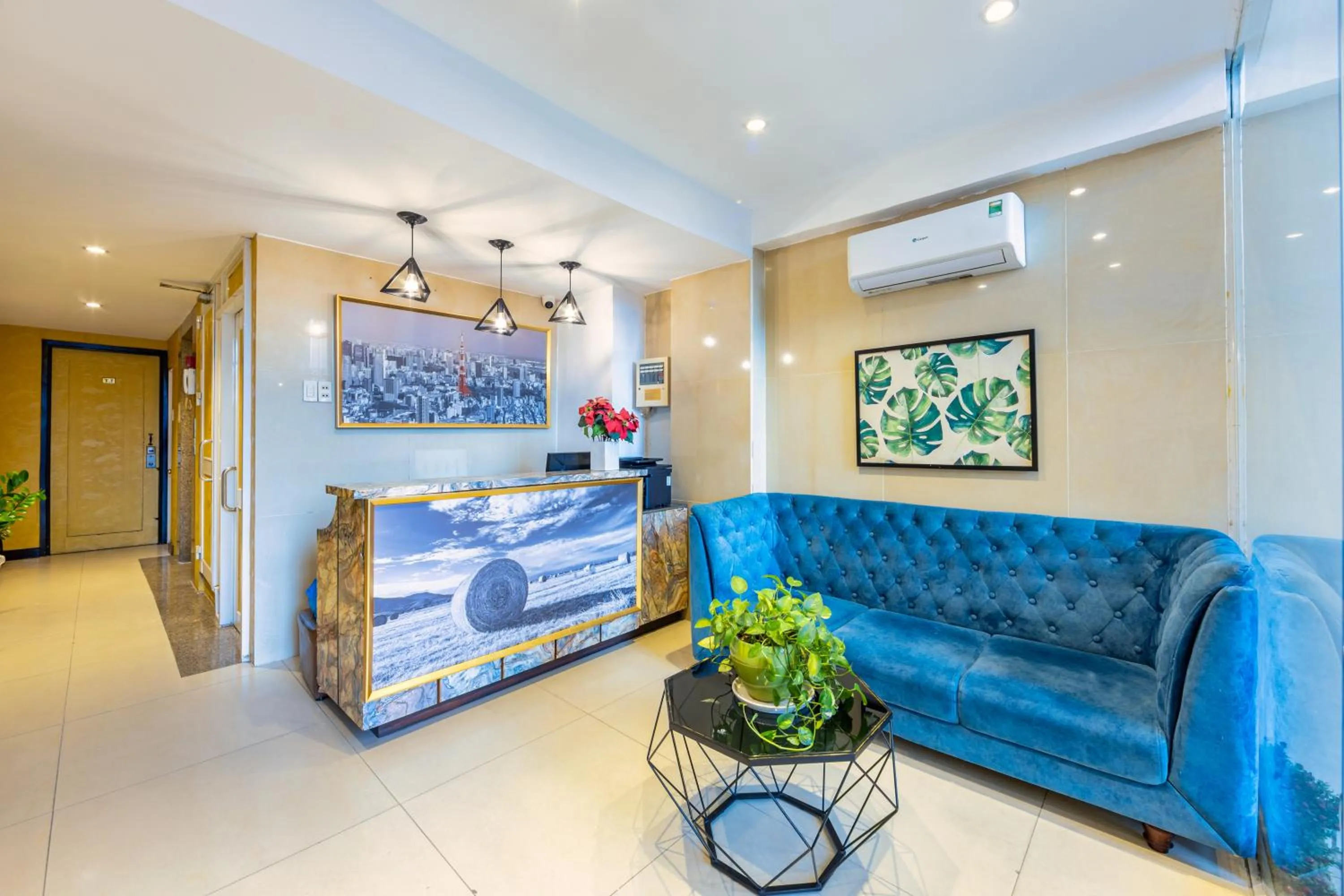 Seating area in The Noble Swan Central Dong Du Hotel