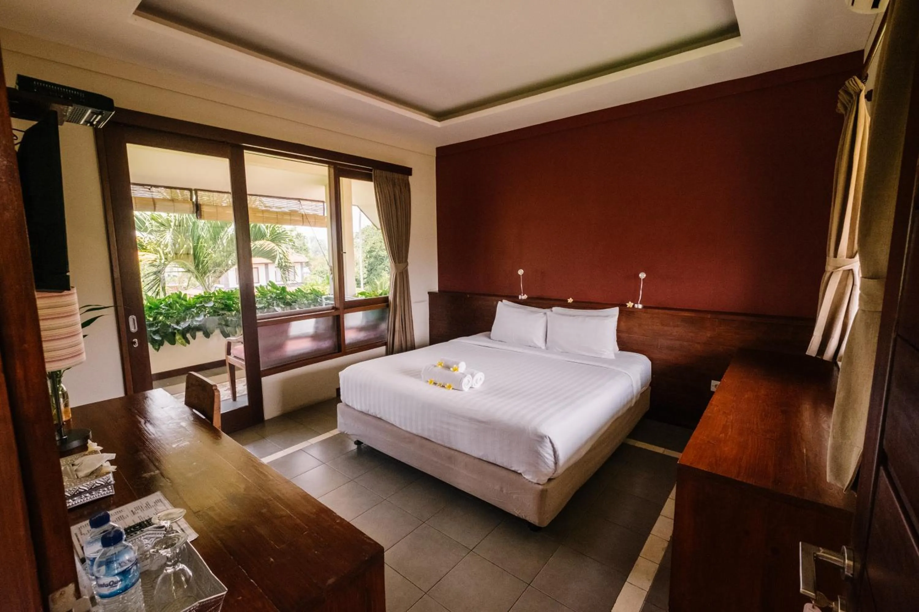 Bedroom, Bed in Rumah Taman