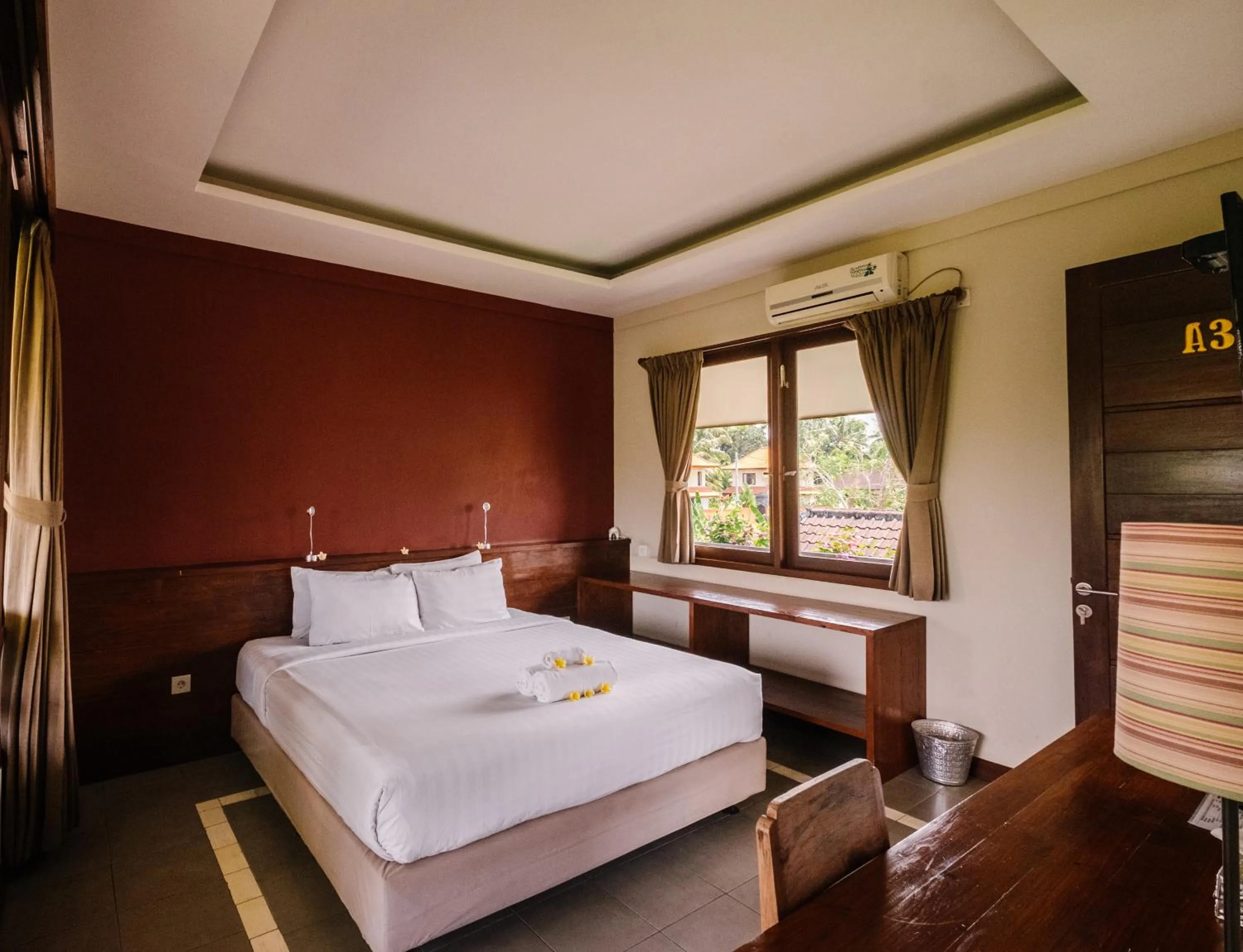 Bedroom, Bed in Rumah Taman