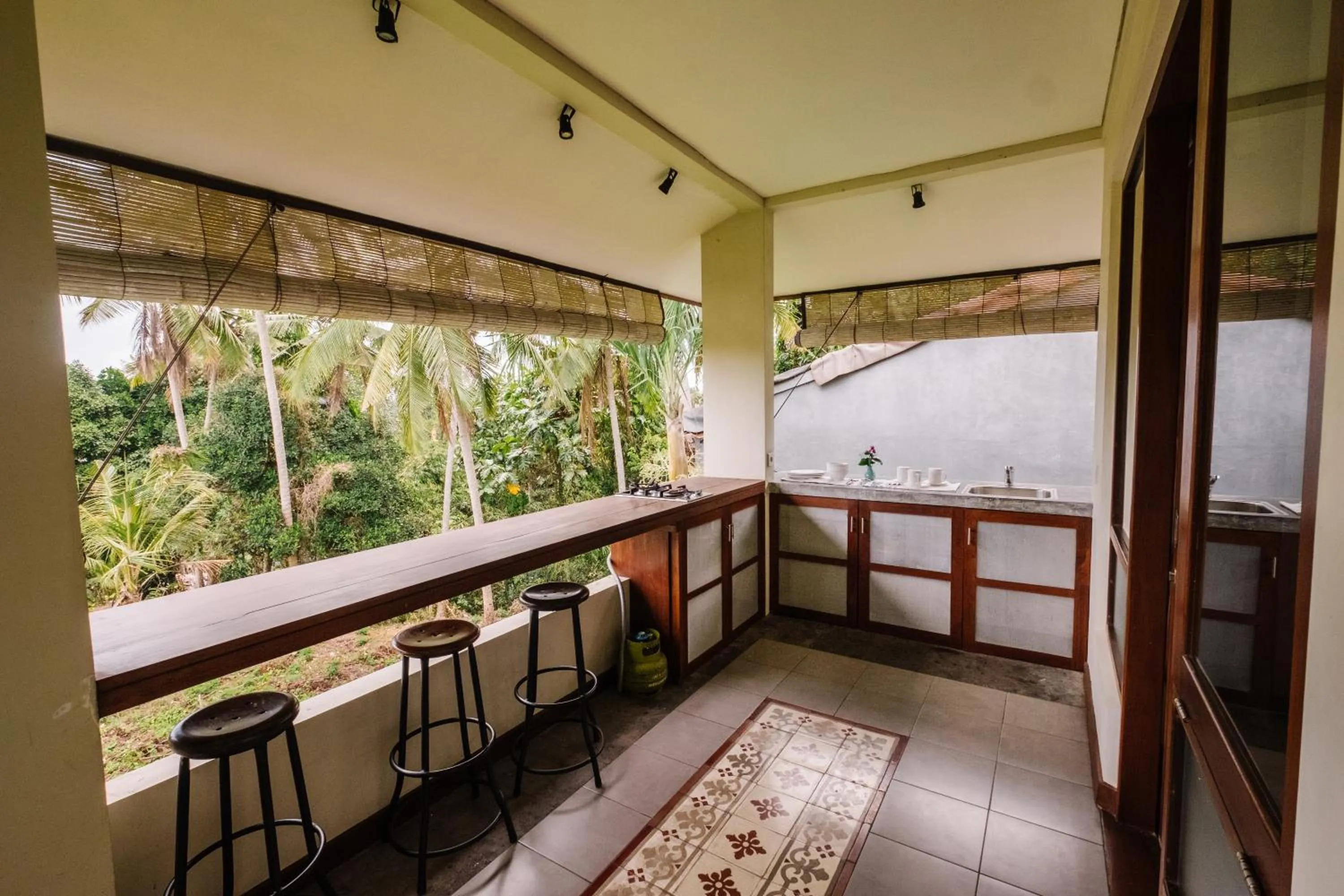 Kitchen or kitchenette in Rumah Taman