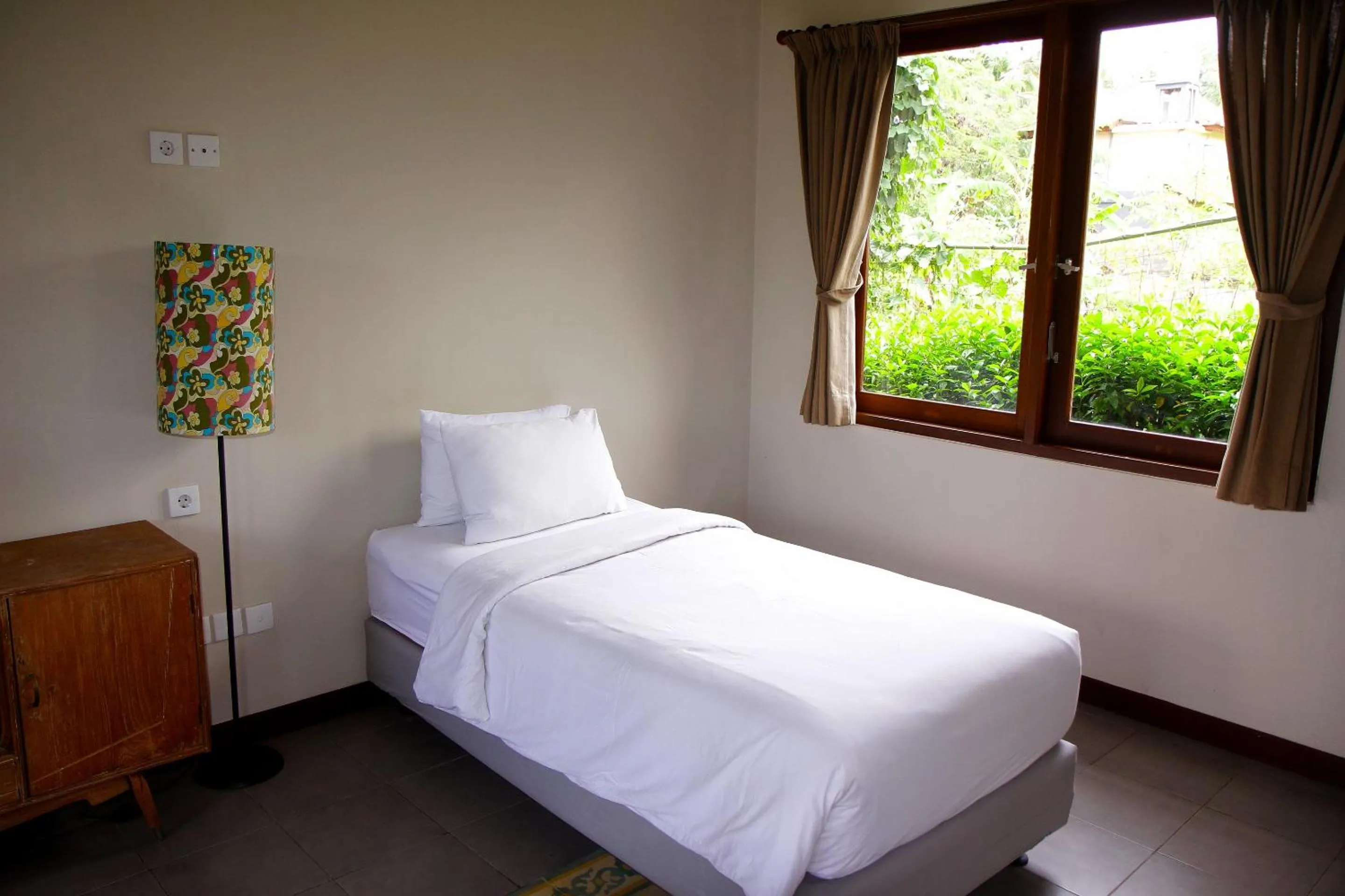 Decorative detail, Bed in Rumah Taman