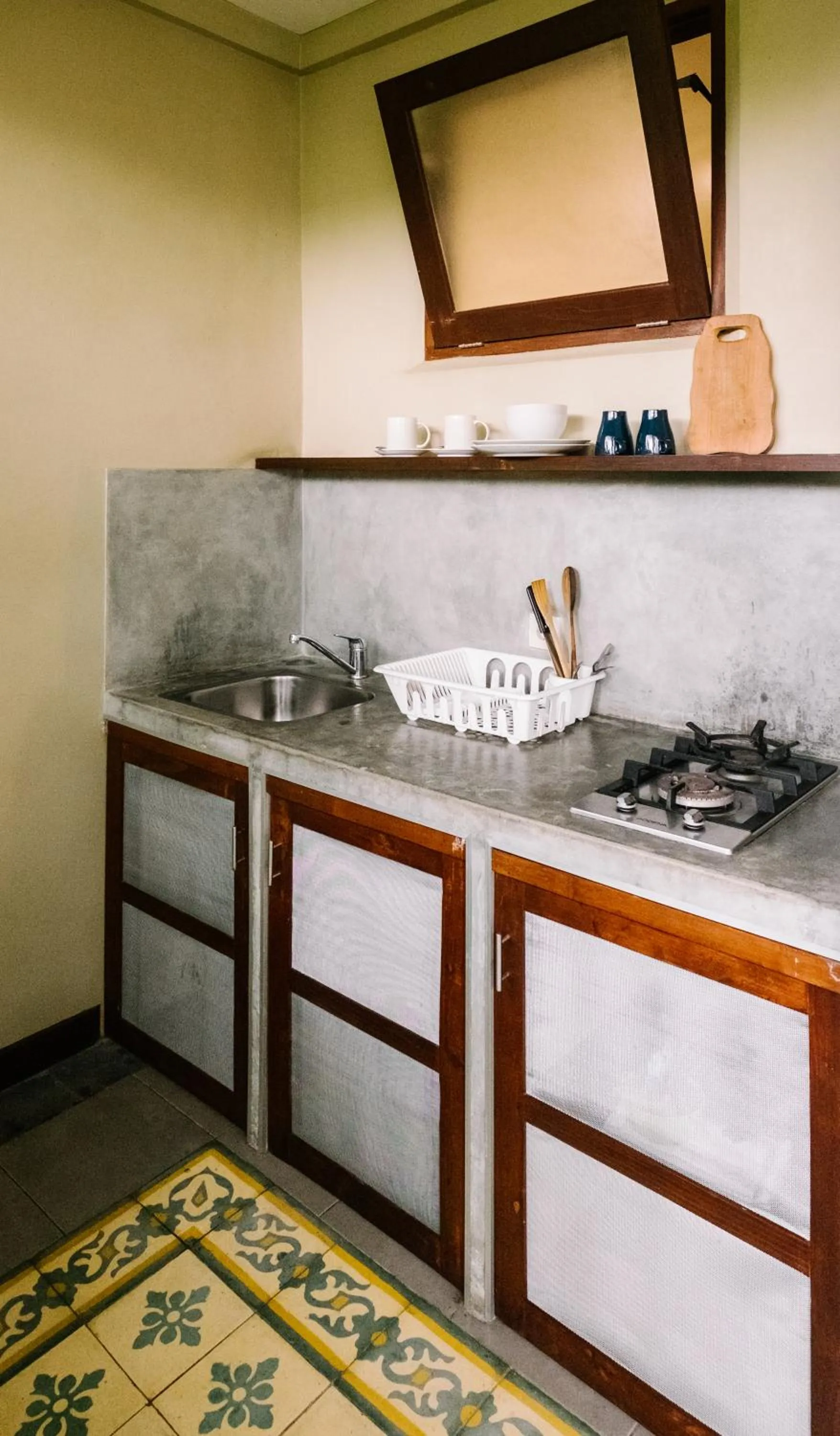 Kitchen or kitchenette in Rumah Taman