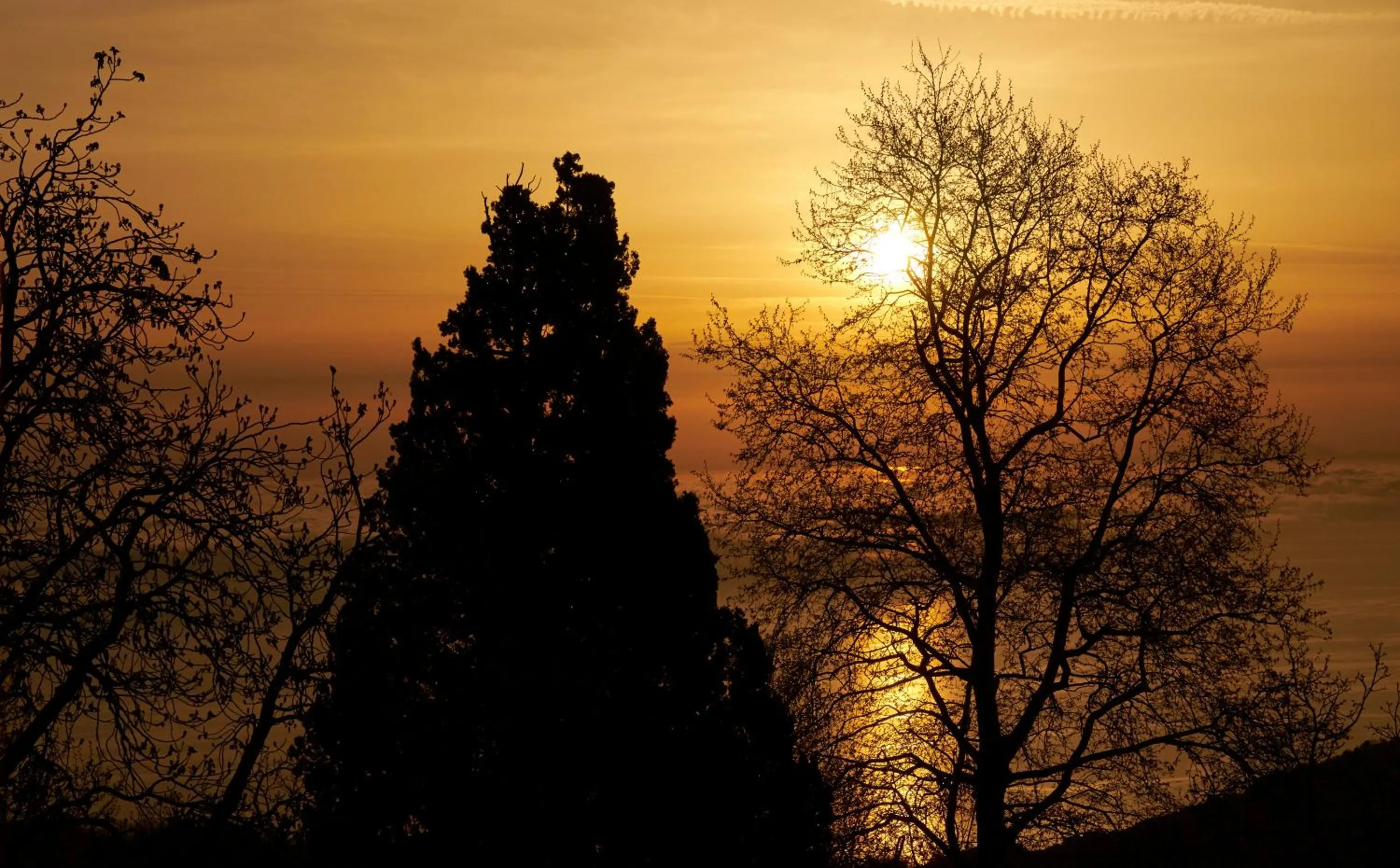 Sunrise in Hotel Atrapos