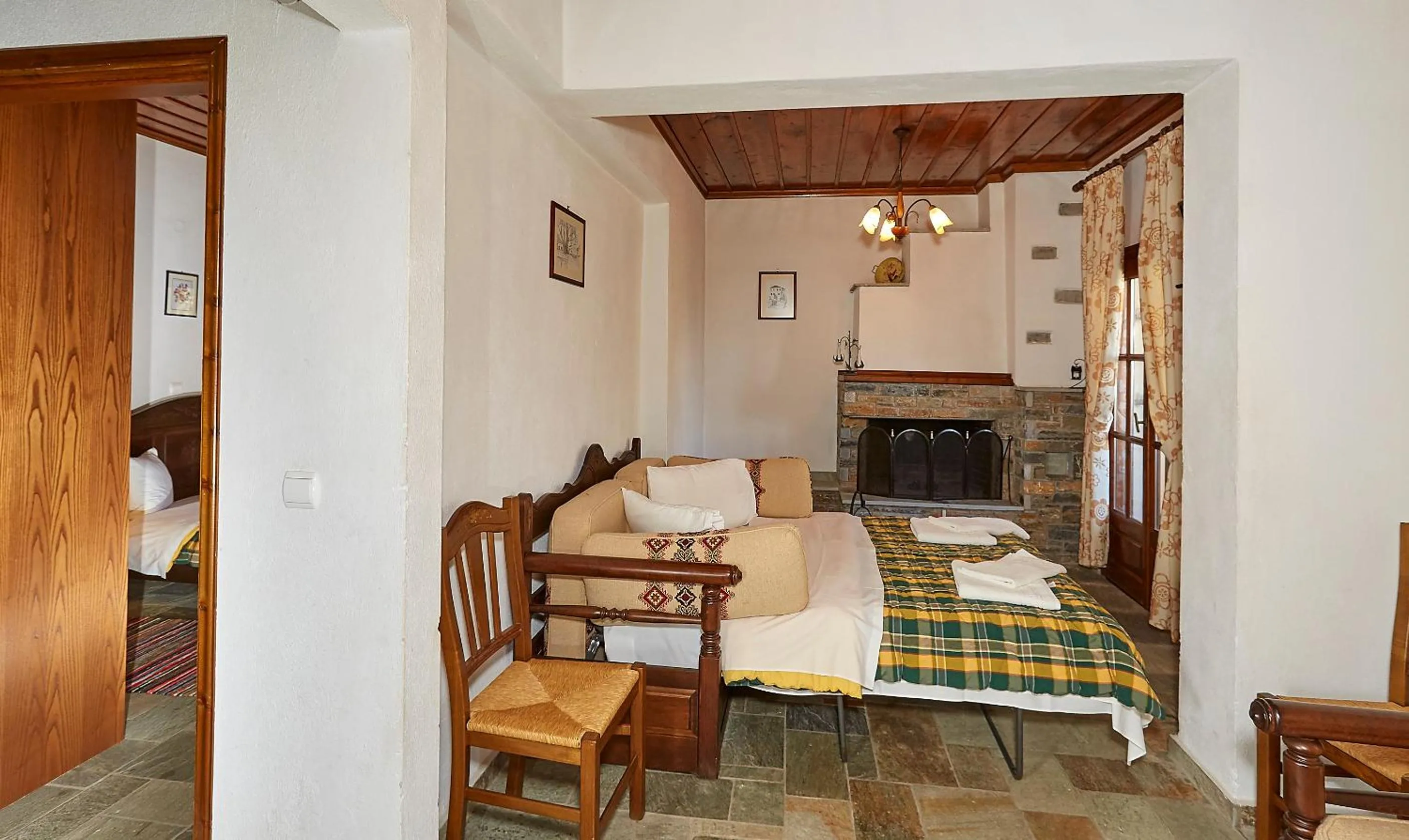 Bed in Hotel Atrapos