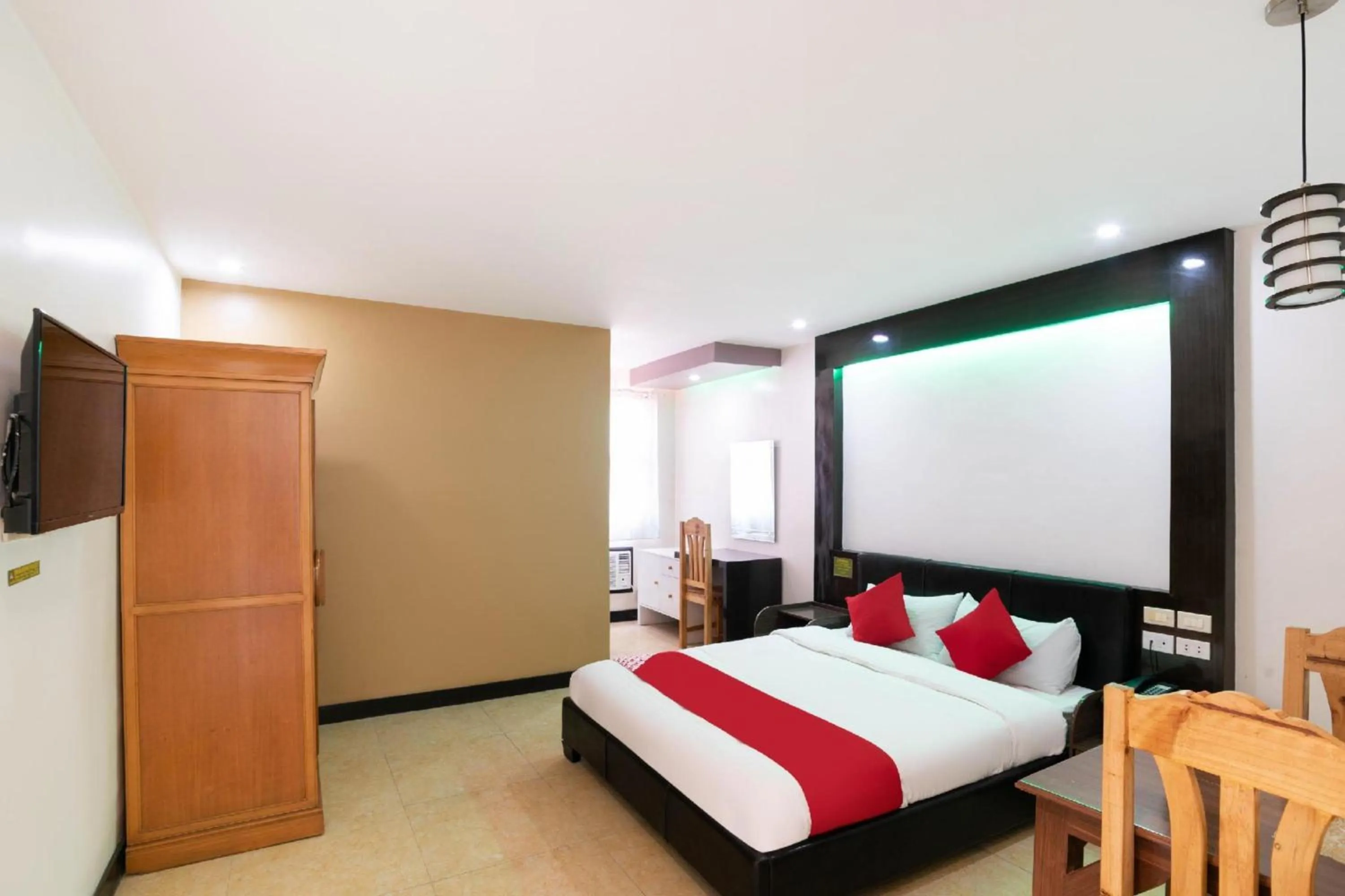 Bedroom, Bed in OYO 195 Ranchotel - Biñan