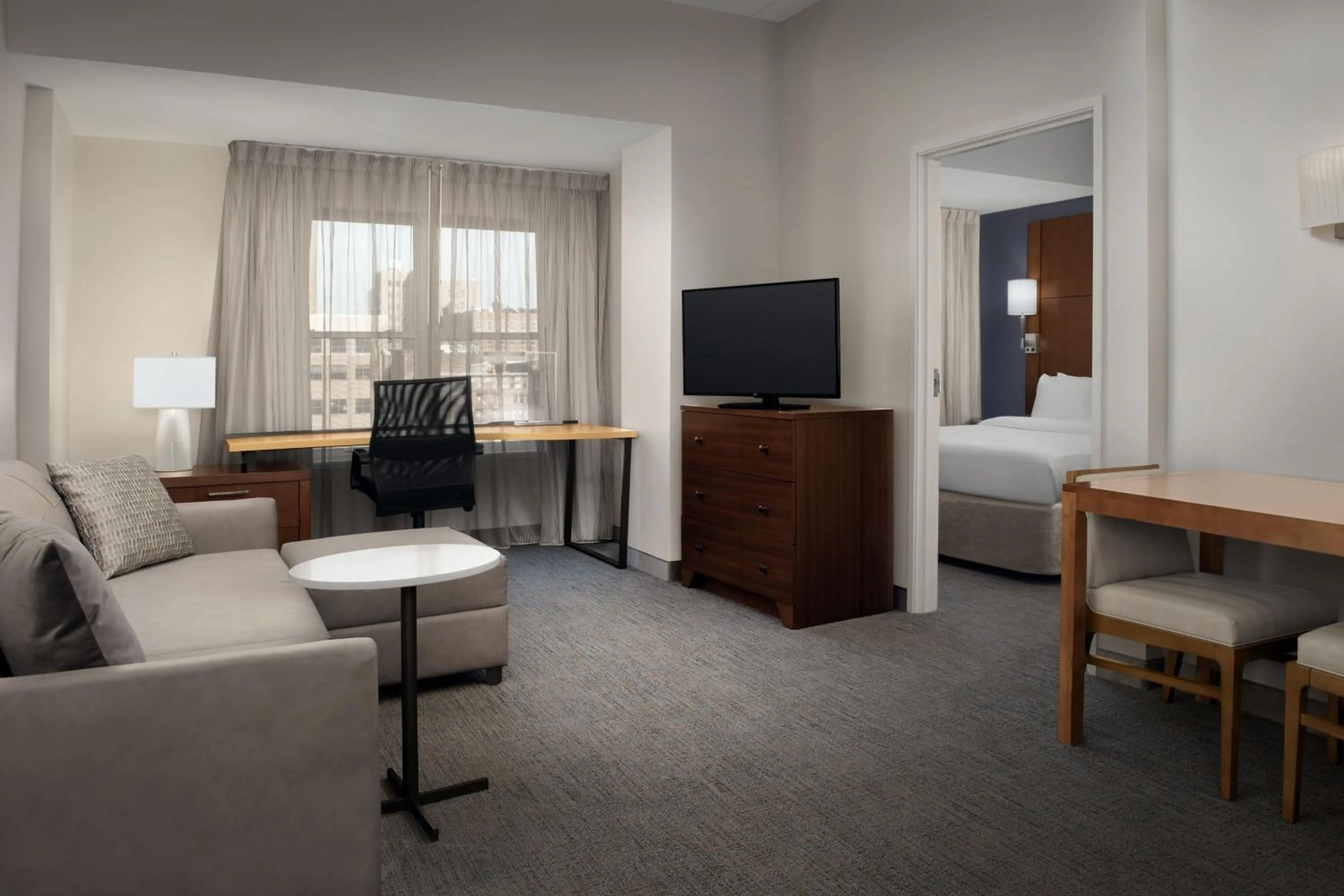 Bedroom, Bed in Residence Inn by Marriott Syracuse Downtown at Armory Square