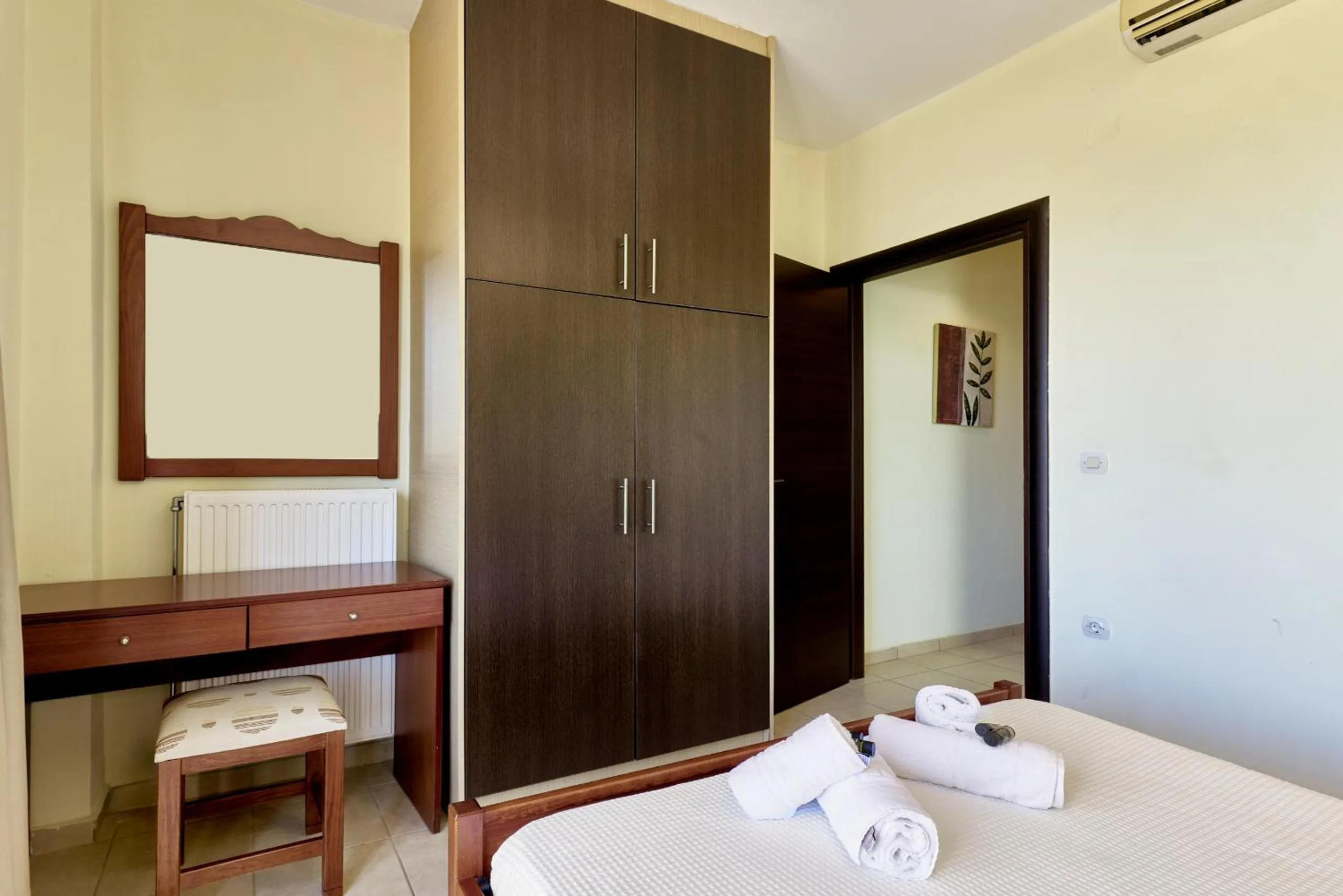 Photo of the whole room, Bed in Villa Gereoudis Apartments with Sea View & Pool