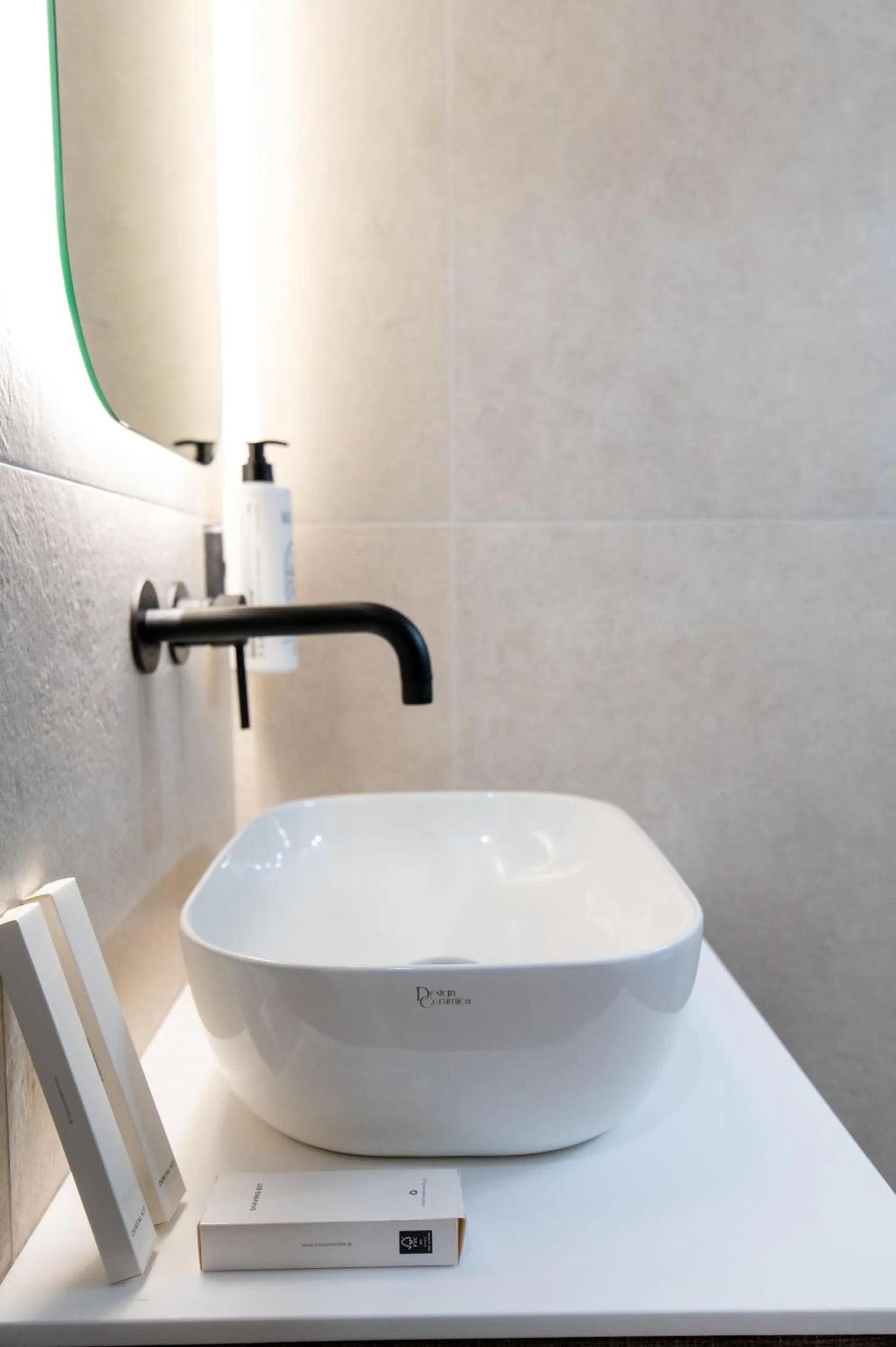 Bathroom in Villa Gereoudis Apartments with Sea View & Pool