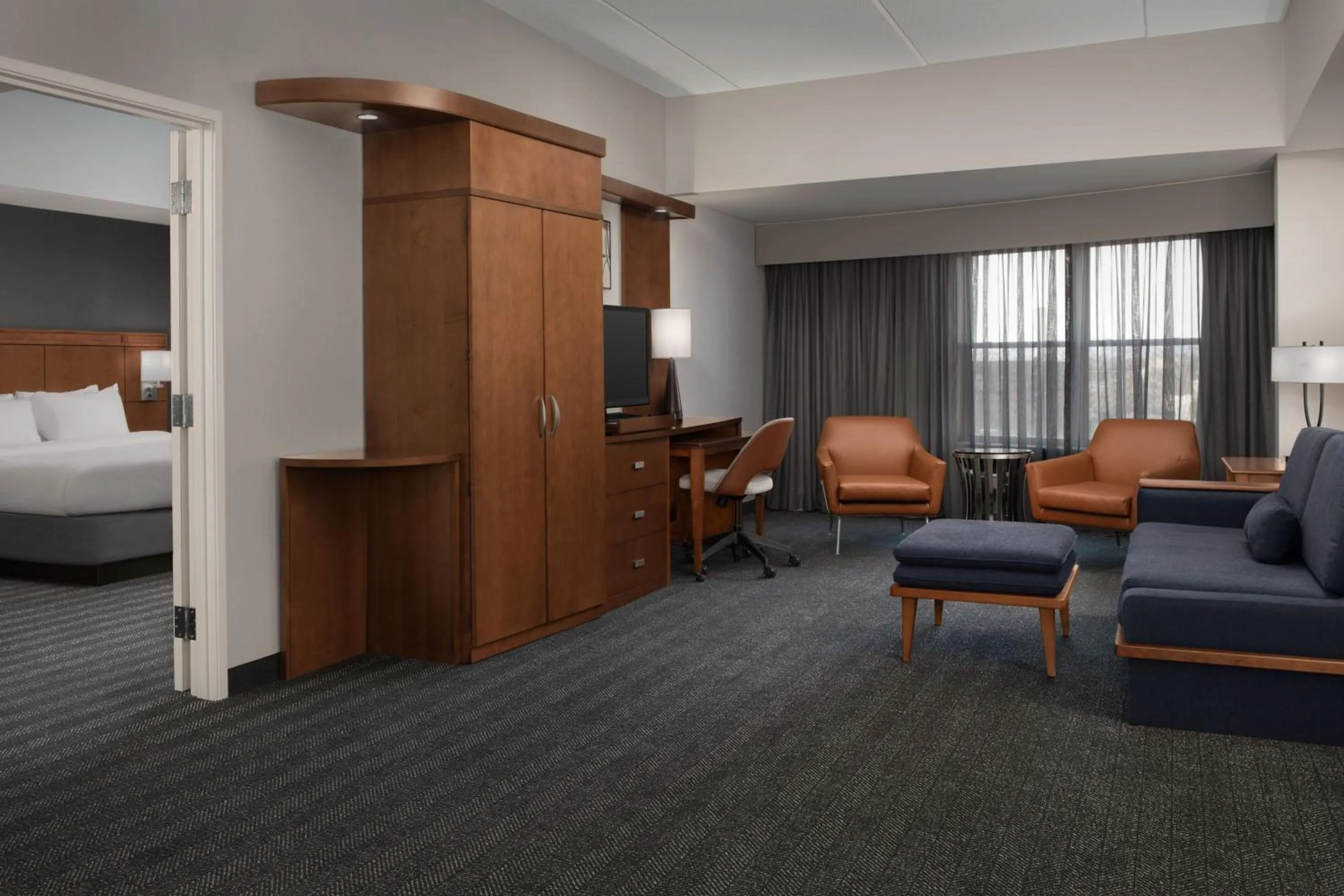 Photo of the whole room, Bed in Courtyard by Marriott Syracuse Downtown at Armory Square